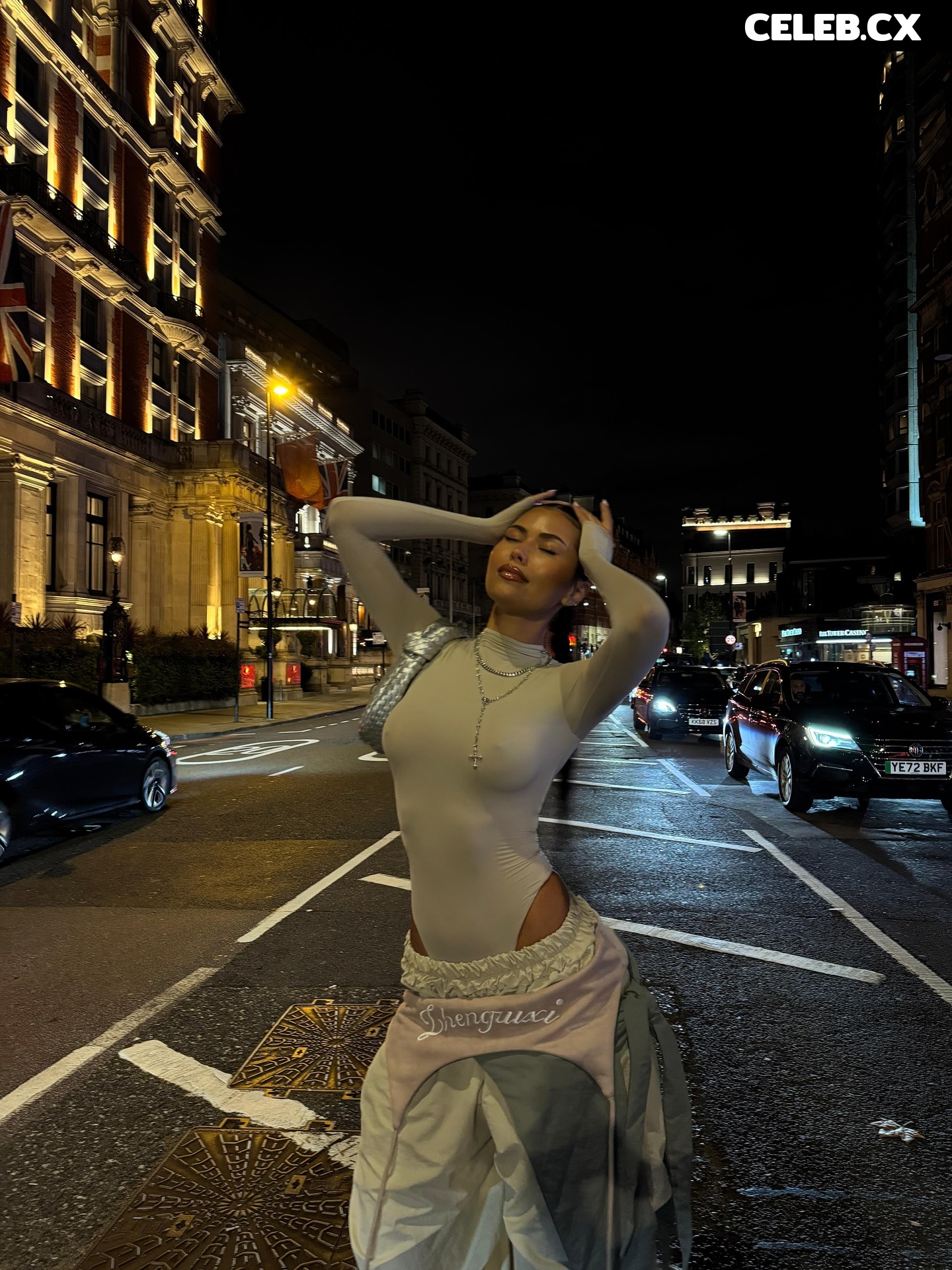 Florence Mueller aka flomoneyy Image 11597168