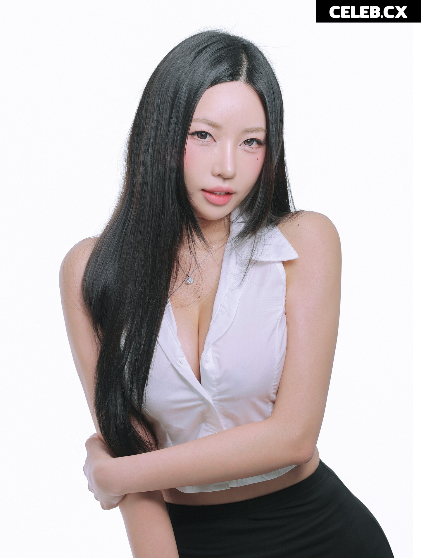 h___rvn | rvn1015 | 동그란 | Dongeuran Image 11375165