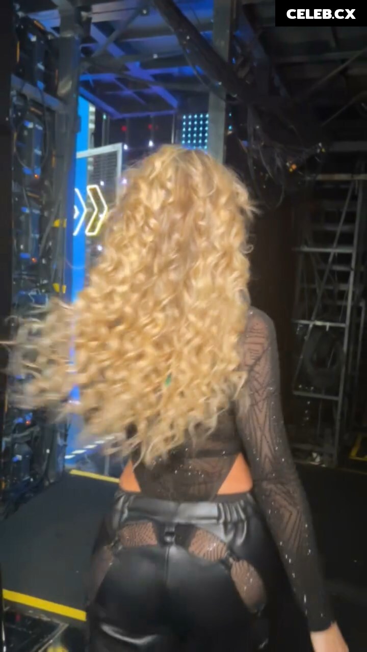 Lívia Andrade Image 11238811
