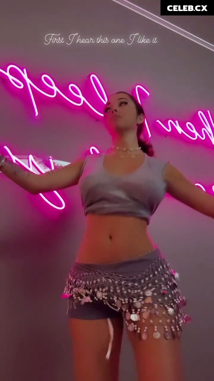 Malu Trevejo Image 1994509