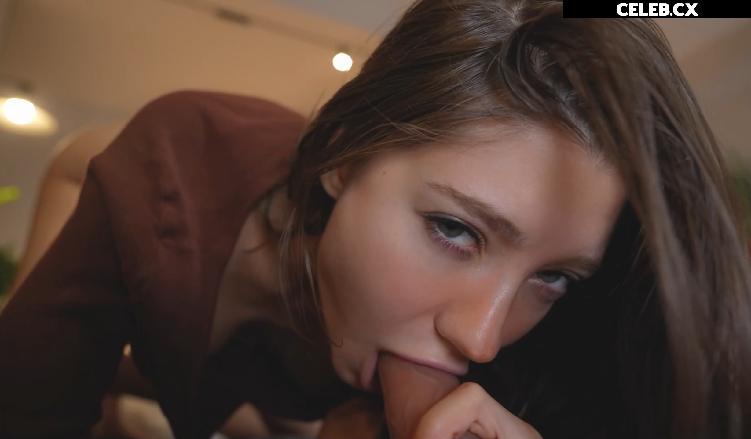 mia elfie Image 179564
