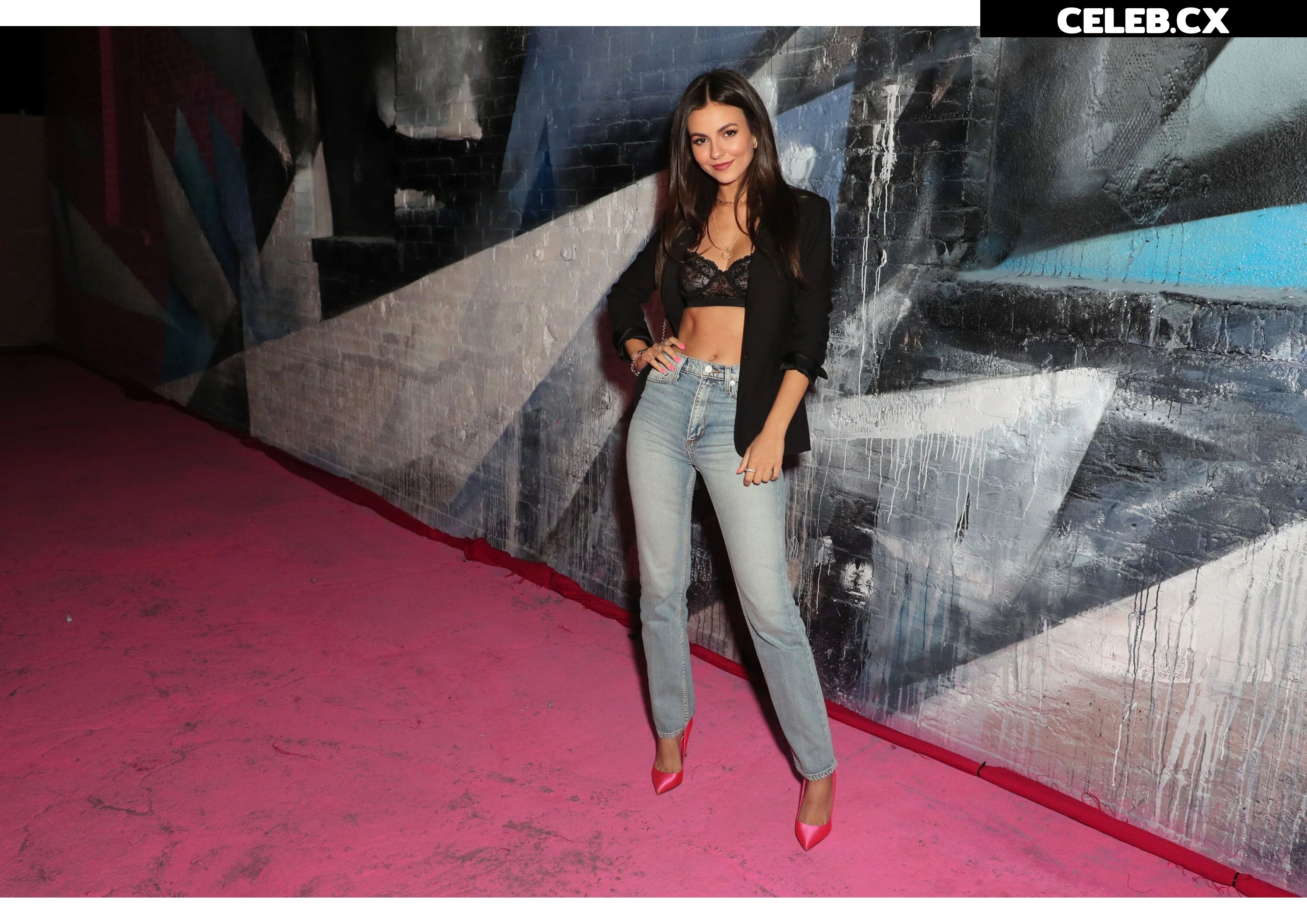 Victoria Justice Image 1760159