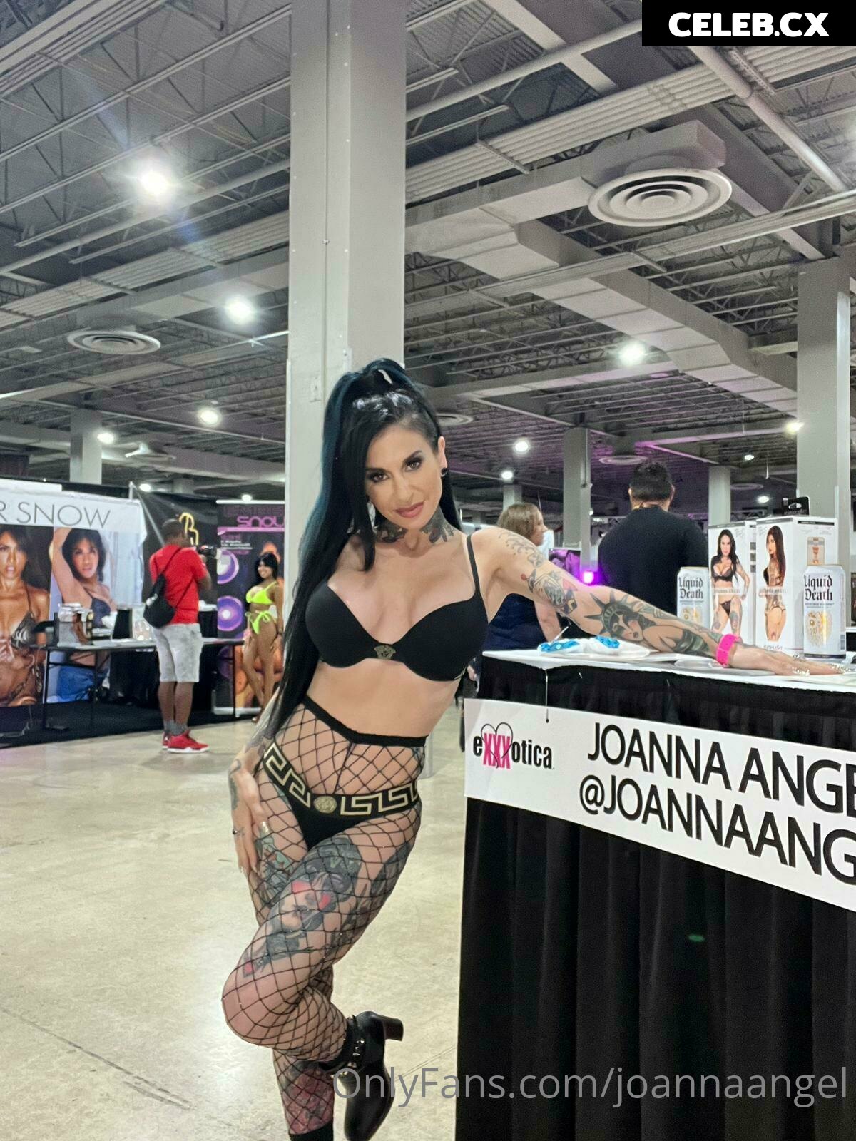 Joanna Angel Image 10943075