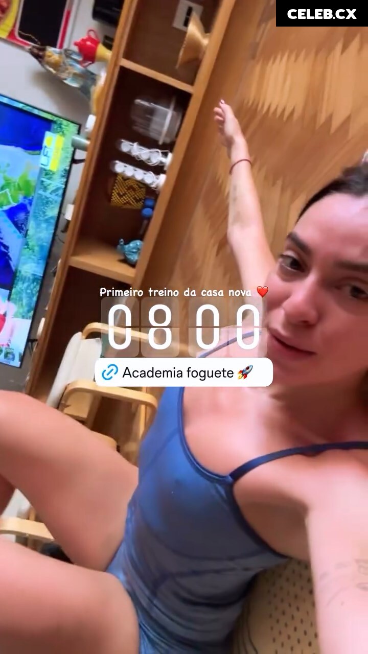 Valentina Bandeira Image 10800807