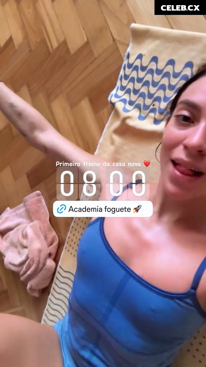 Valentina Bandeira Image 10800805