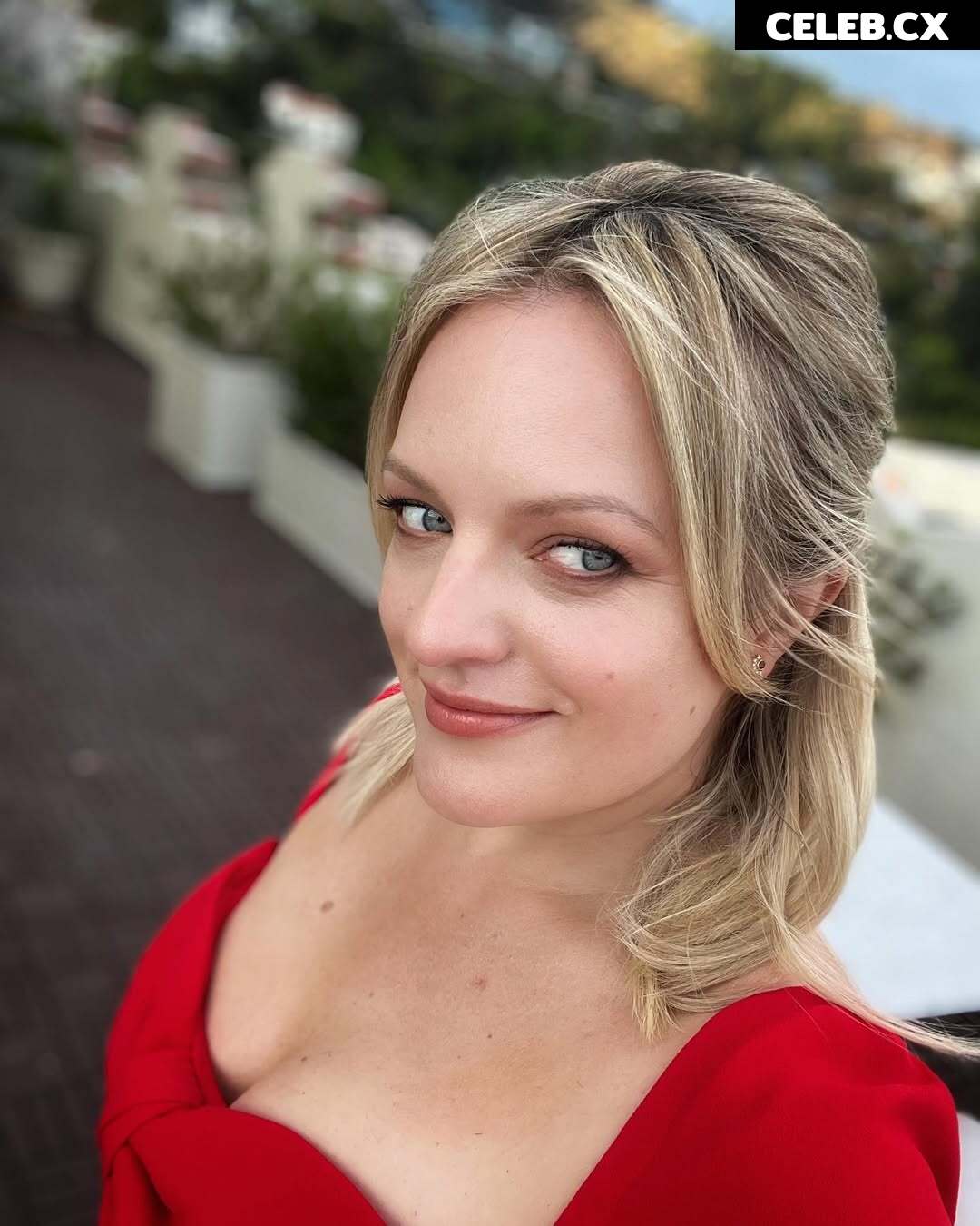 Elisabeth Moss Image 10622051
