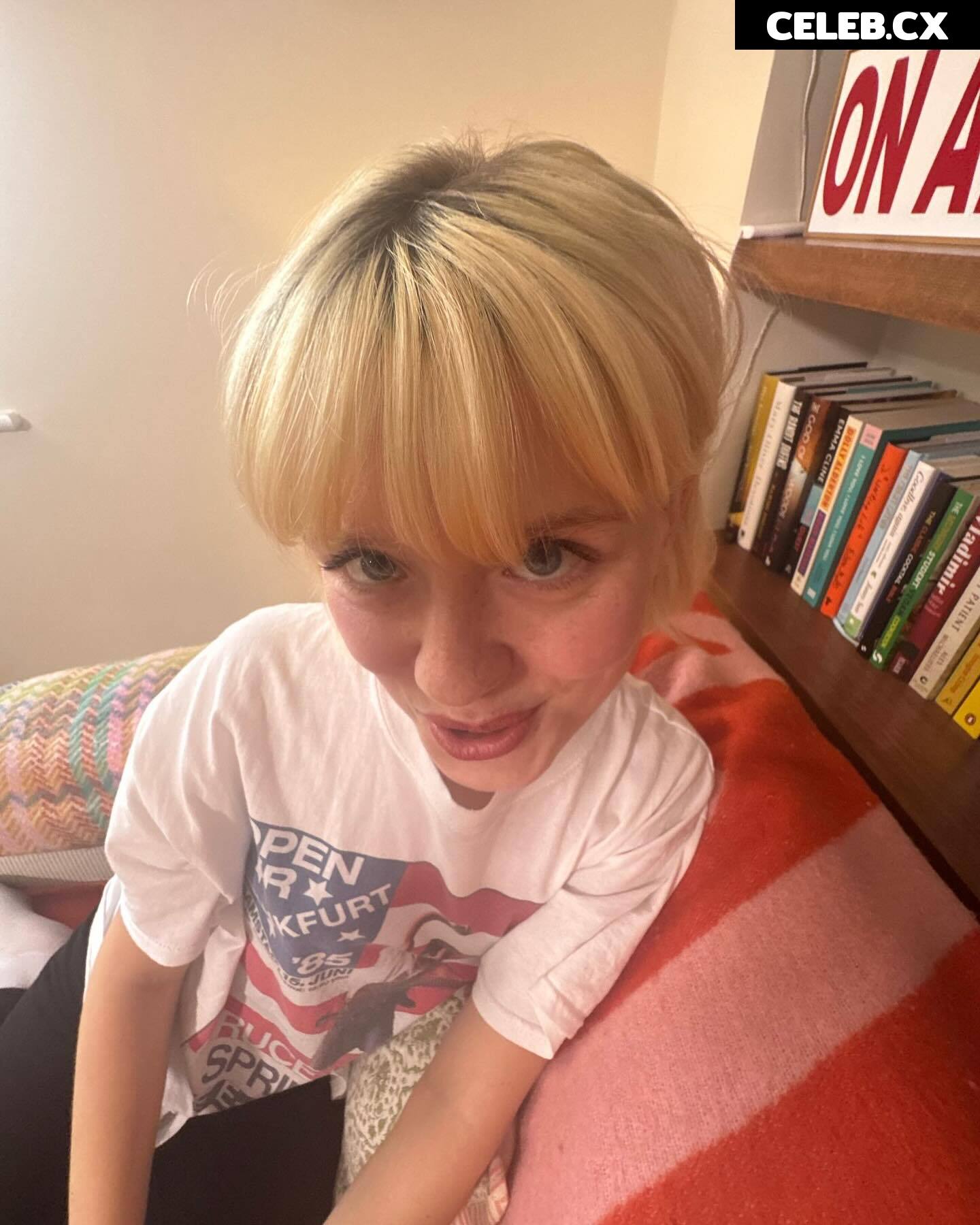 Maisie Peters Image 10696018