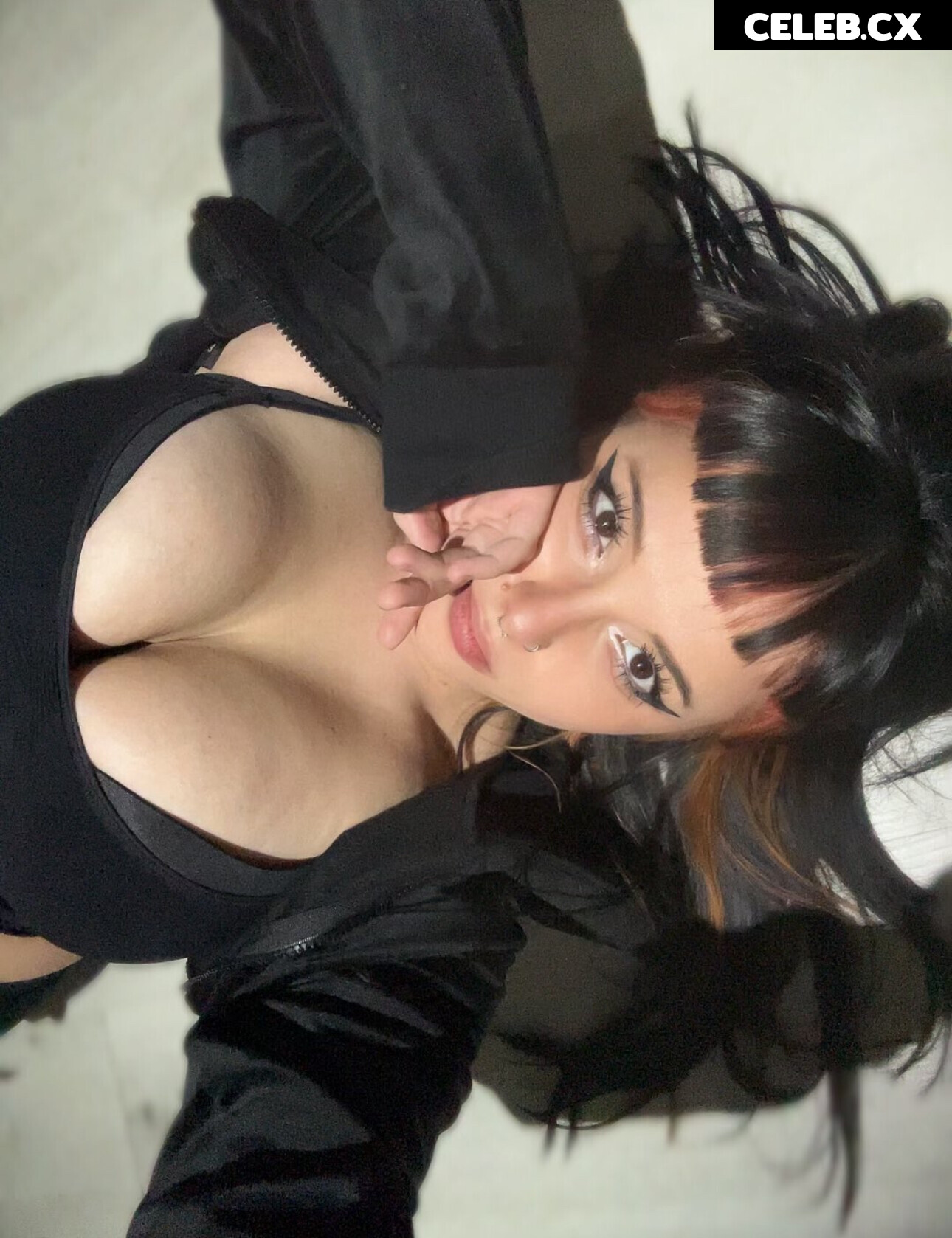 userssarita / pepons / p3ponsita / sawishaan / sawiiichan / sawita__ / peponsitaww Image 10344106