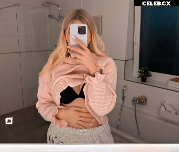 ASMR Janina Image 1033548
