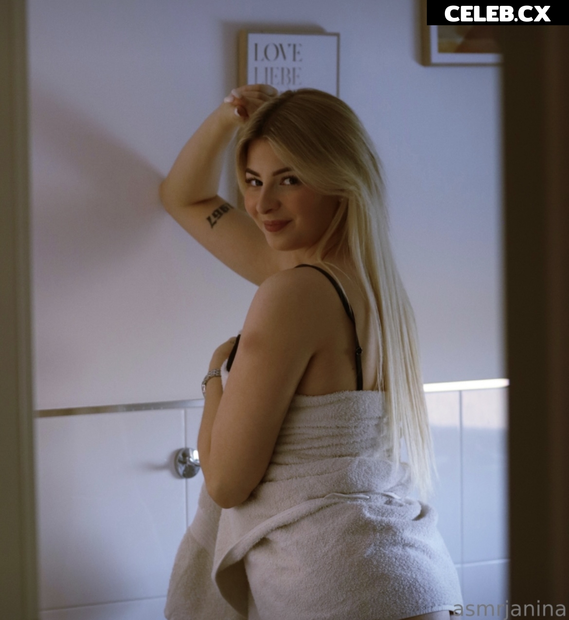 ASMR Janina Image 1033327