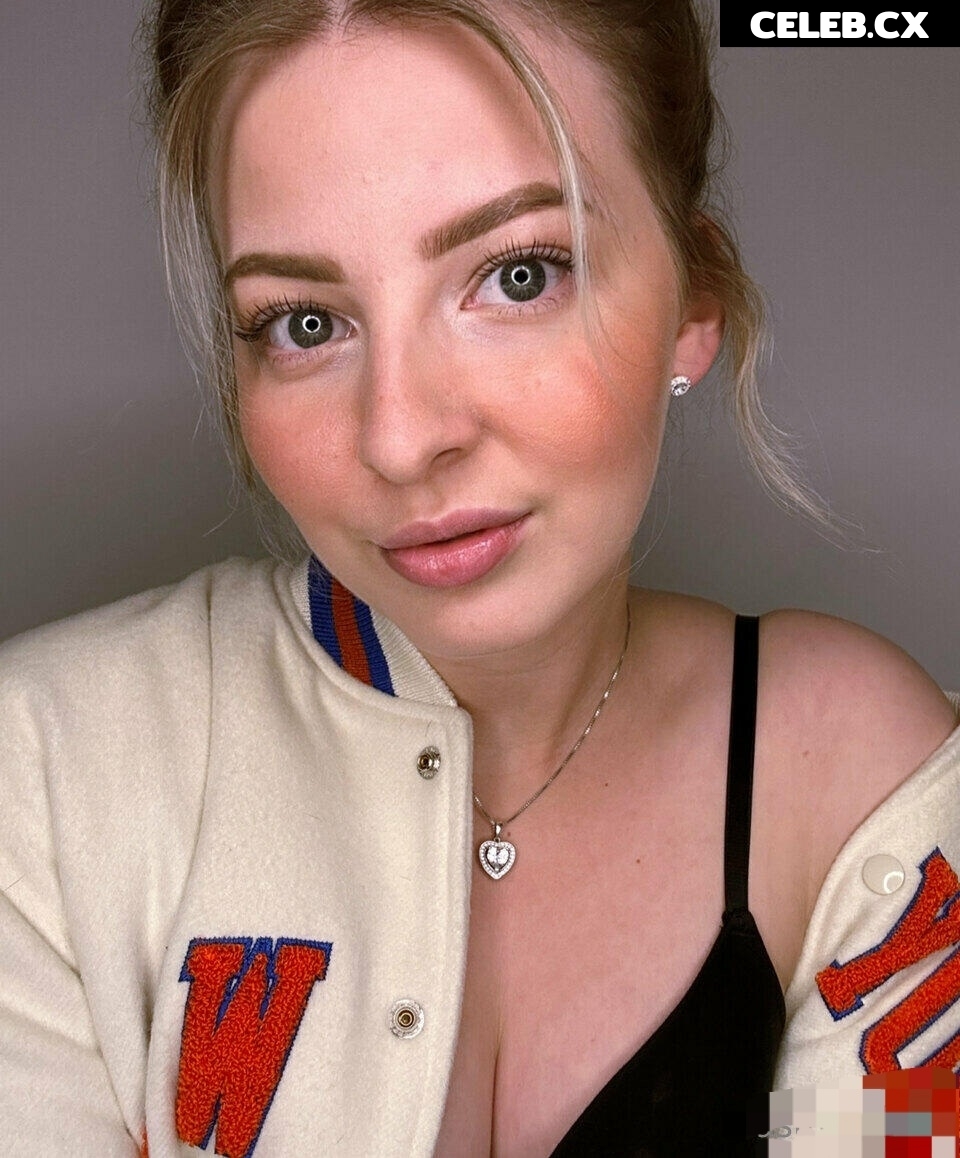 ASMR Janina Image 1030990