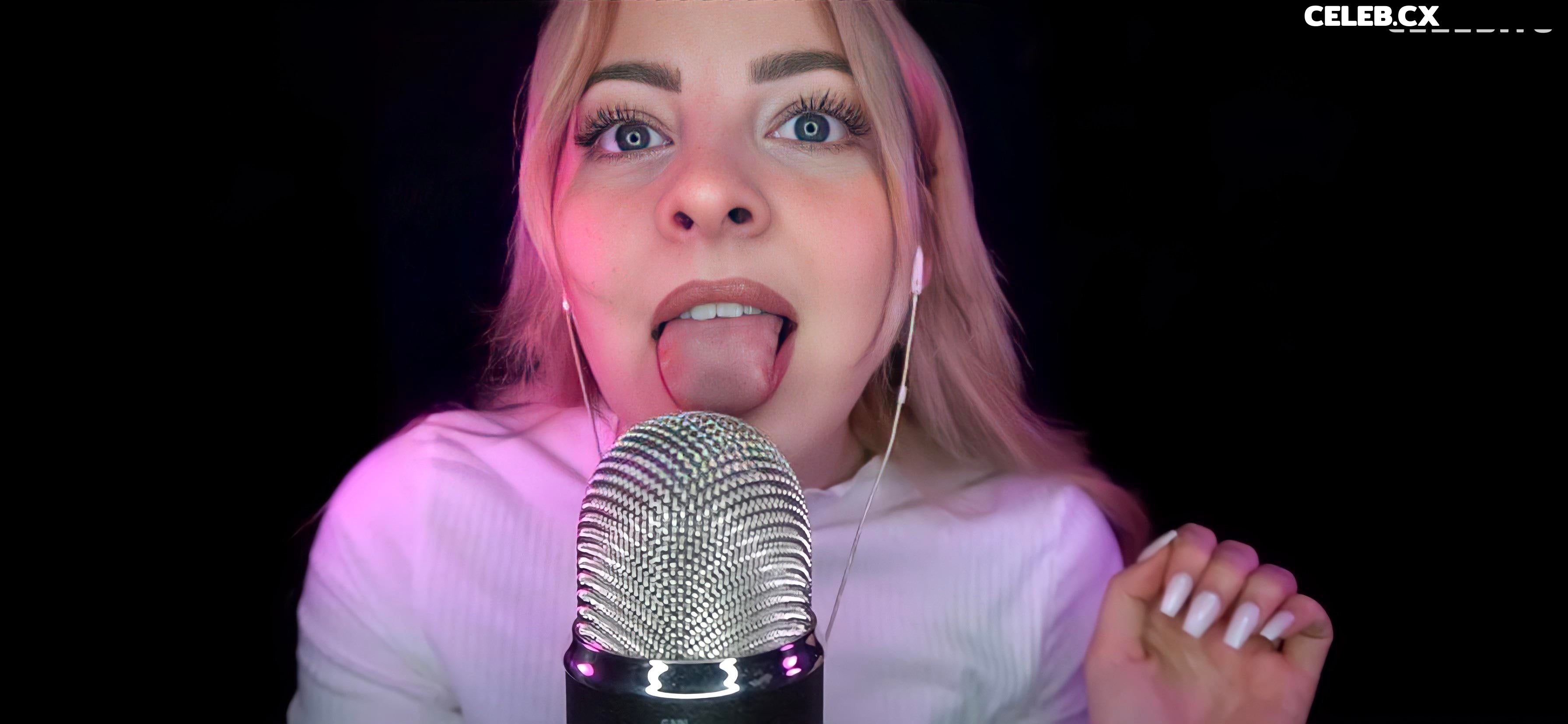 ASMR Janina Image 1026396