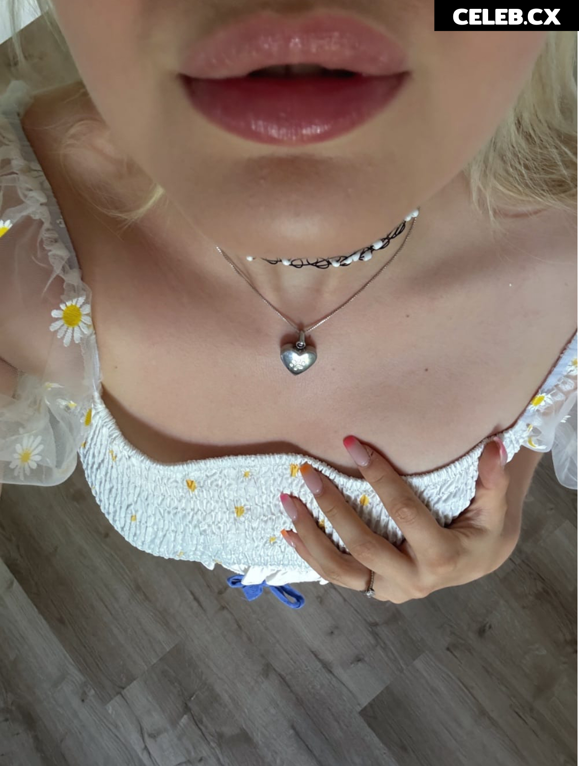 ASMR Janina Image 10246120