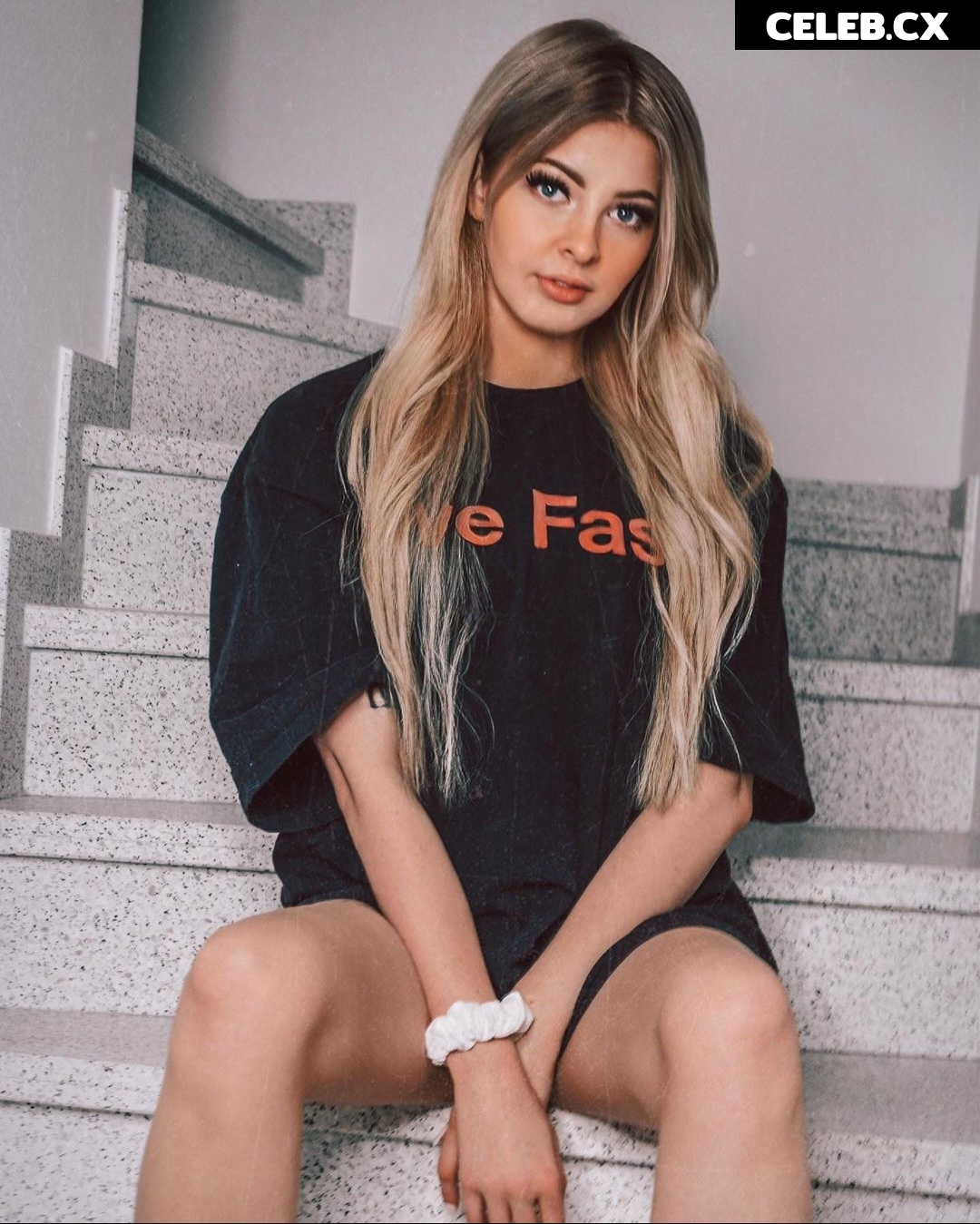 ASMR Janina Image 1022947