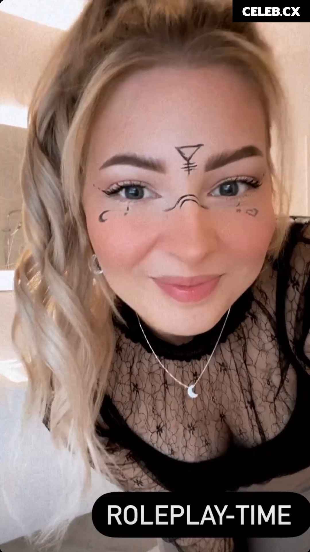ASMR Janina Image 1023242