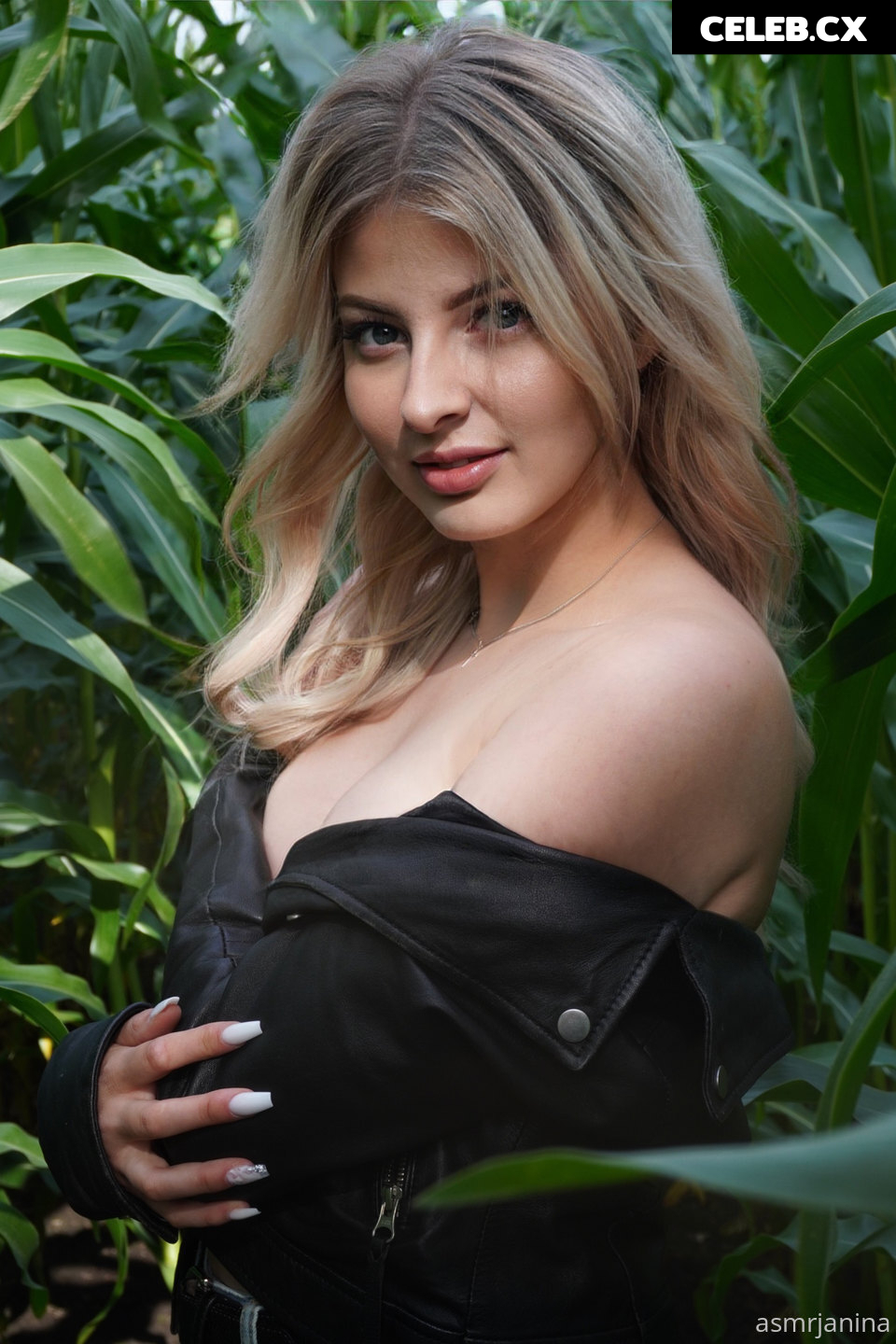ASMR Janina Image 1029718