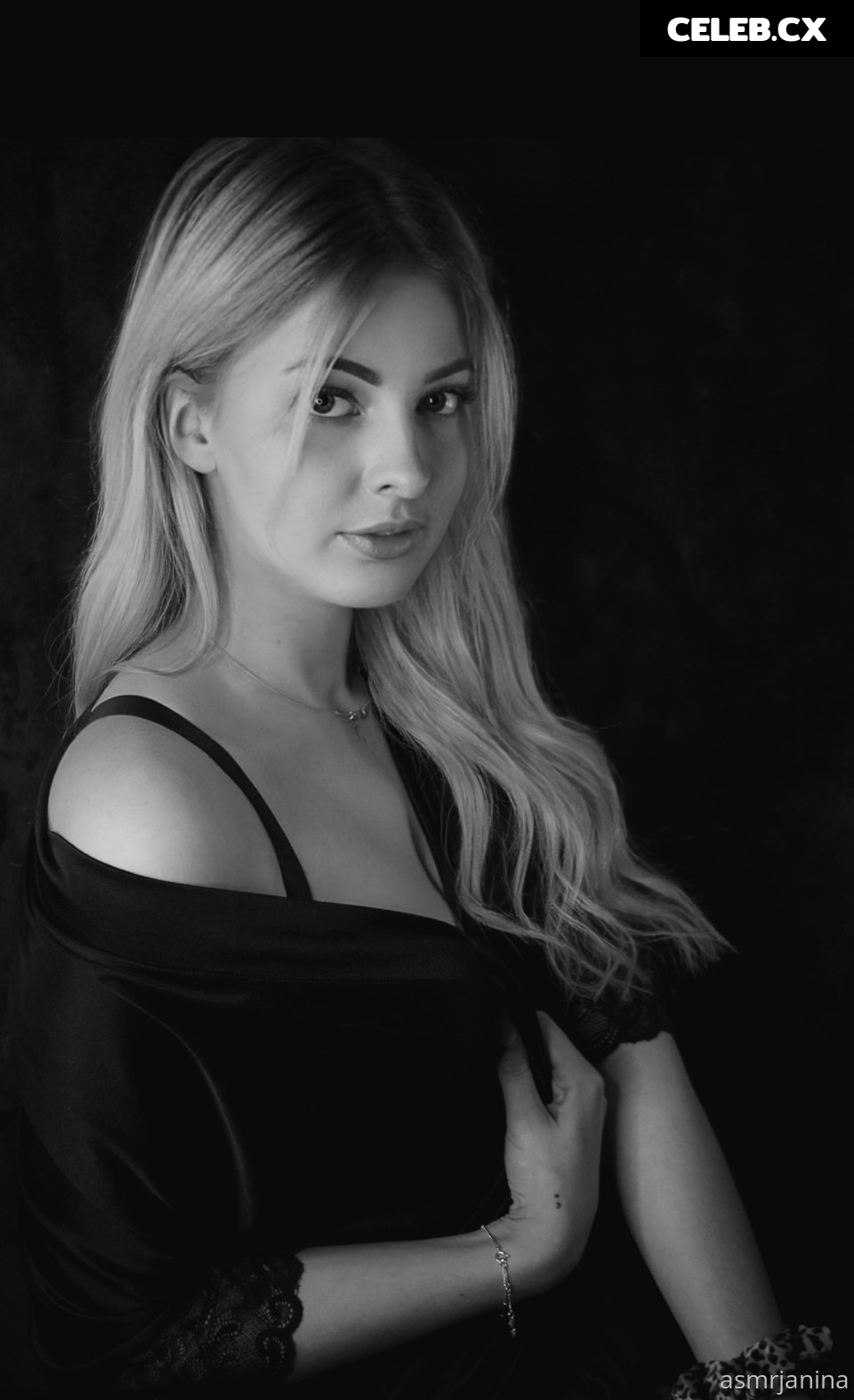 ASMR Janina Image 1029737