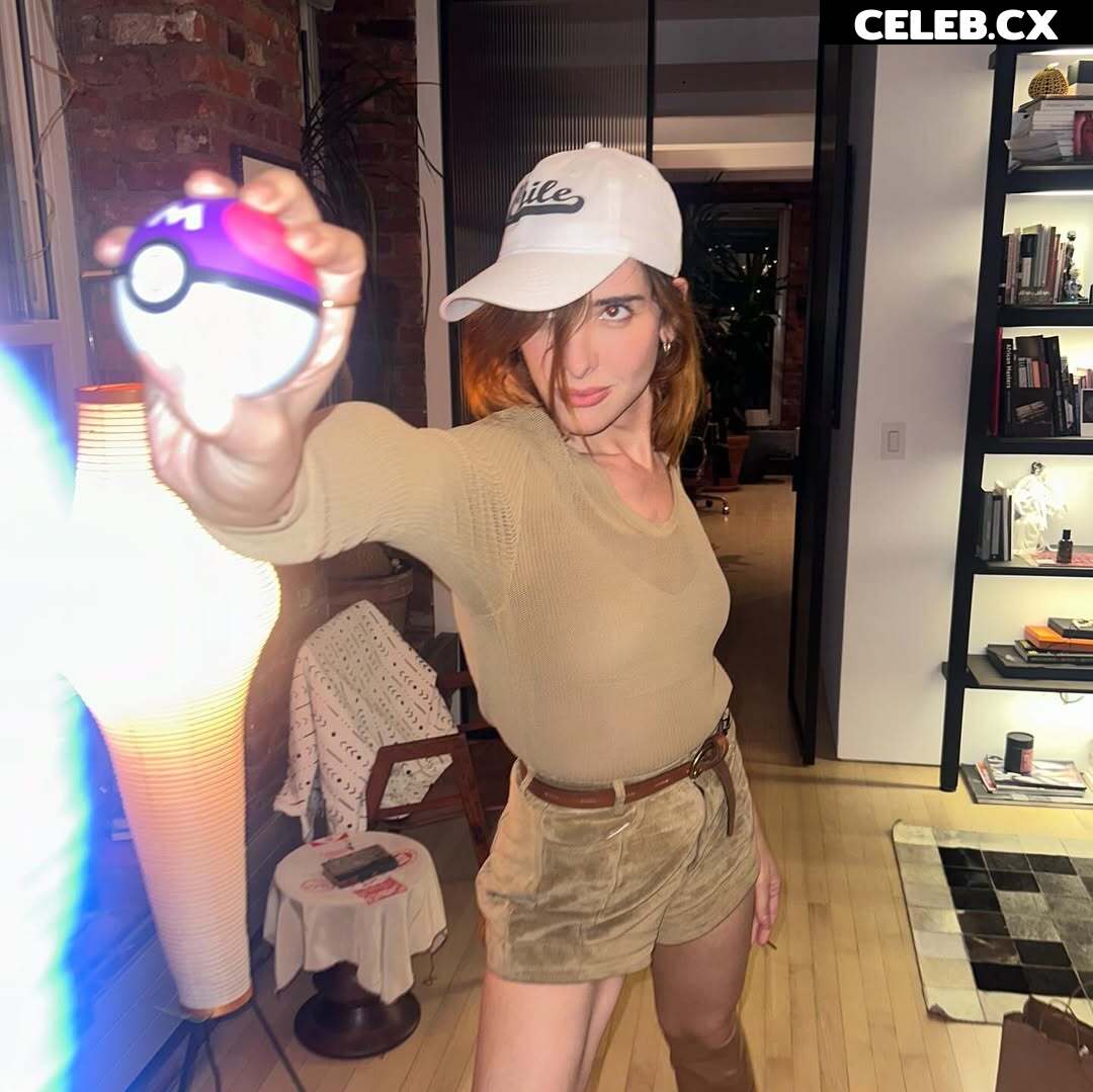 Hari Nef Image 10097562