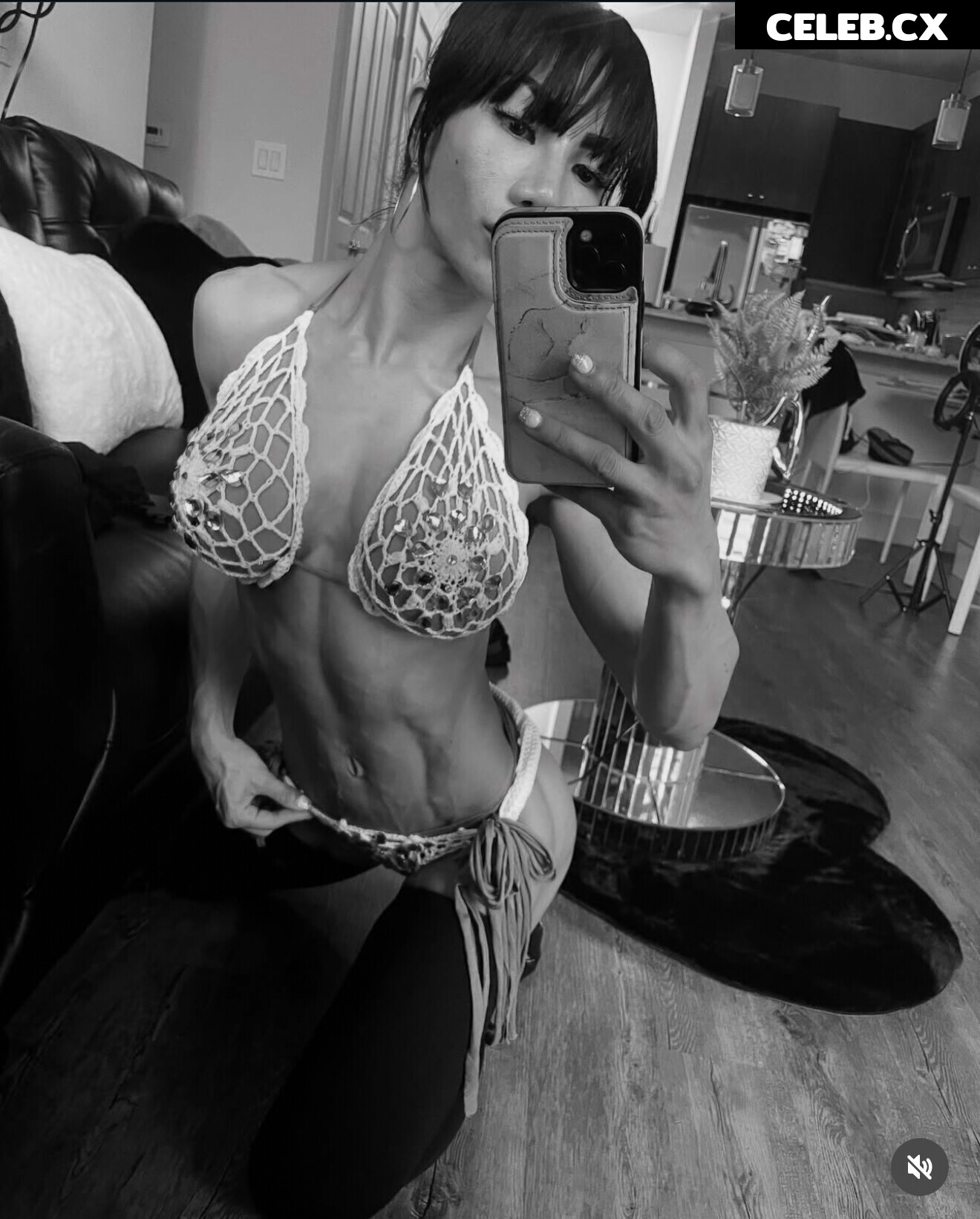 Tina Nguyen Image 3583596
