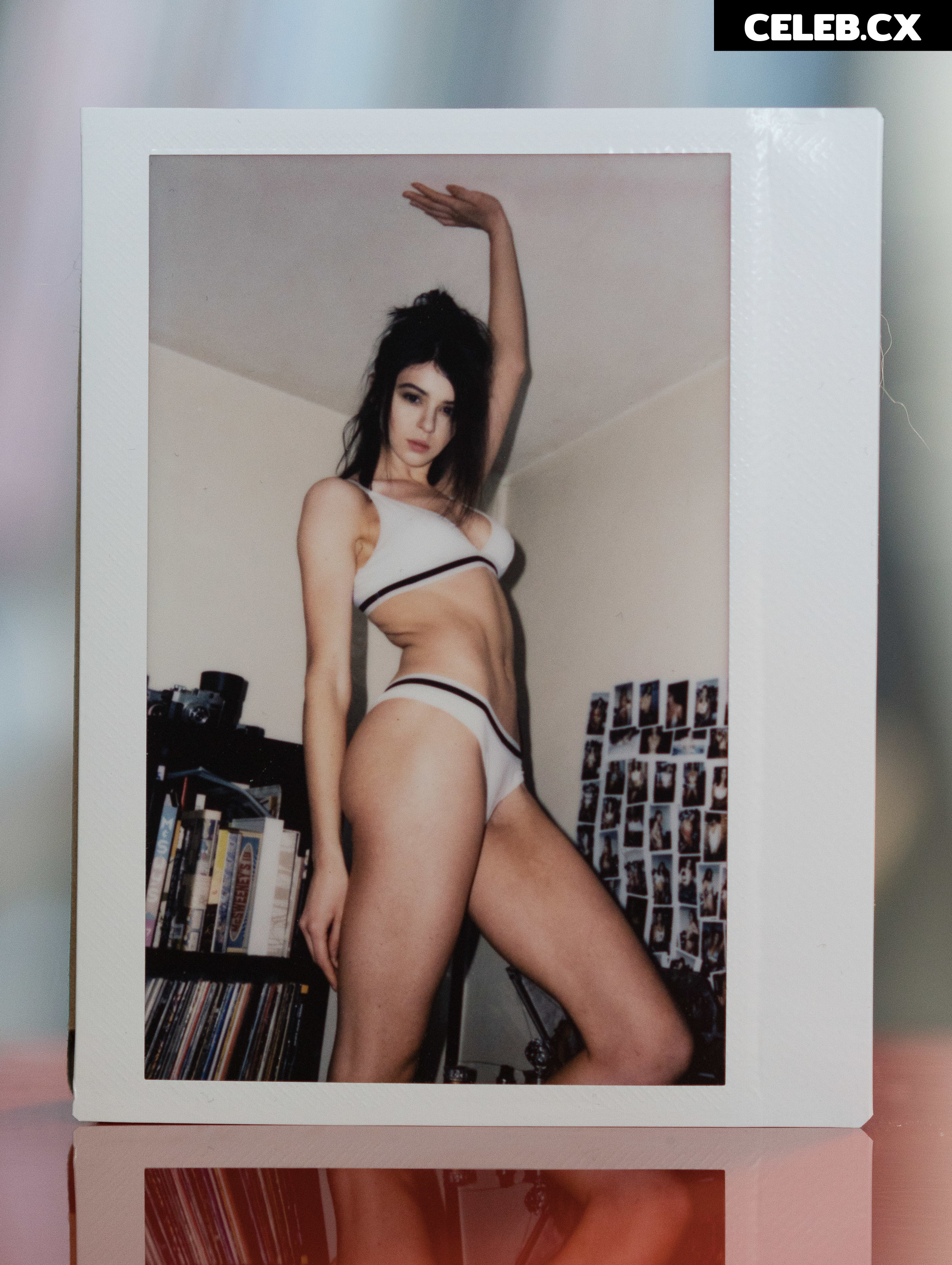 Chloe Lockley Image 3655460
