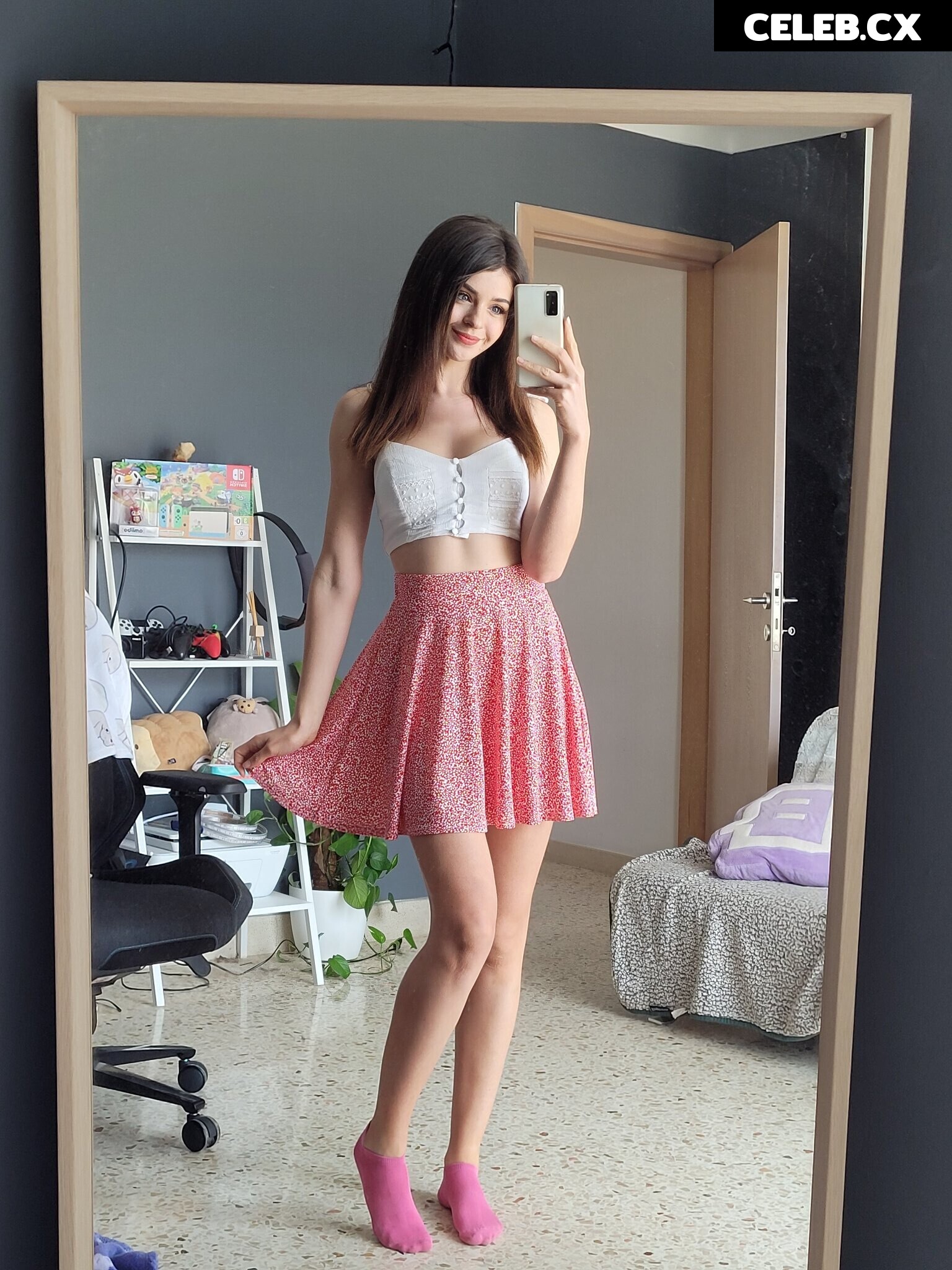 Chloe Lockley Image 3655996
