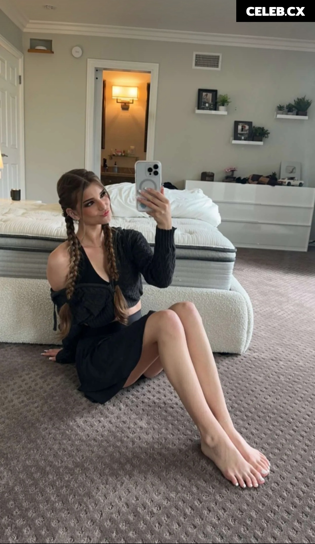 Brooke Monk Image 634618