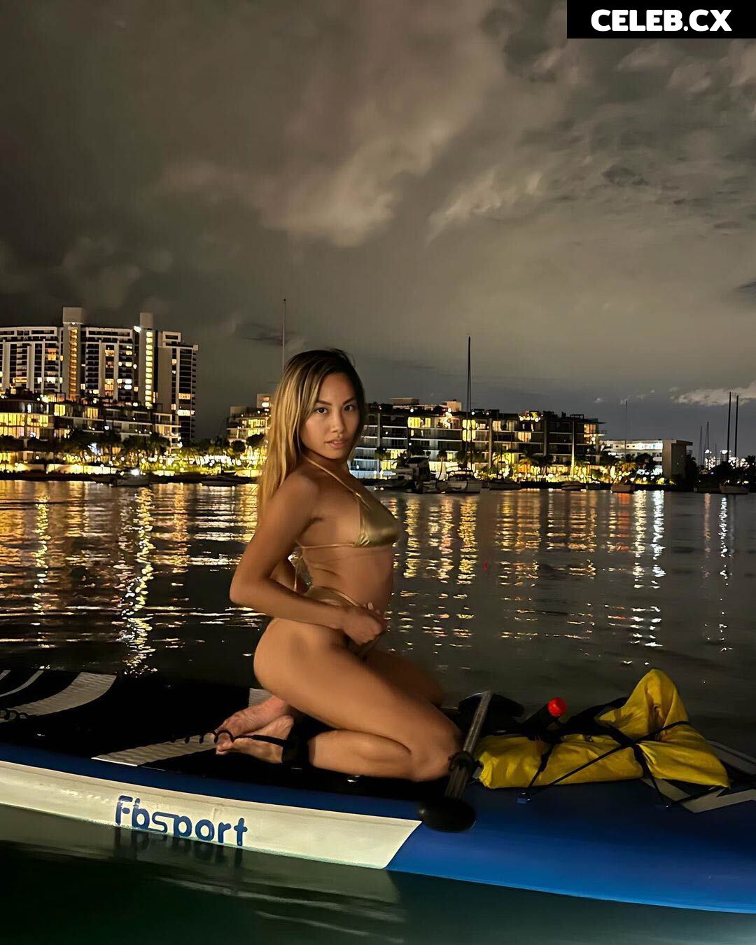Victoria Kuang / victoriakuang / mscambootya / killakuang / vixenviccy Image 6325885