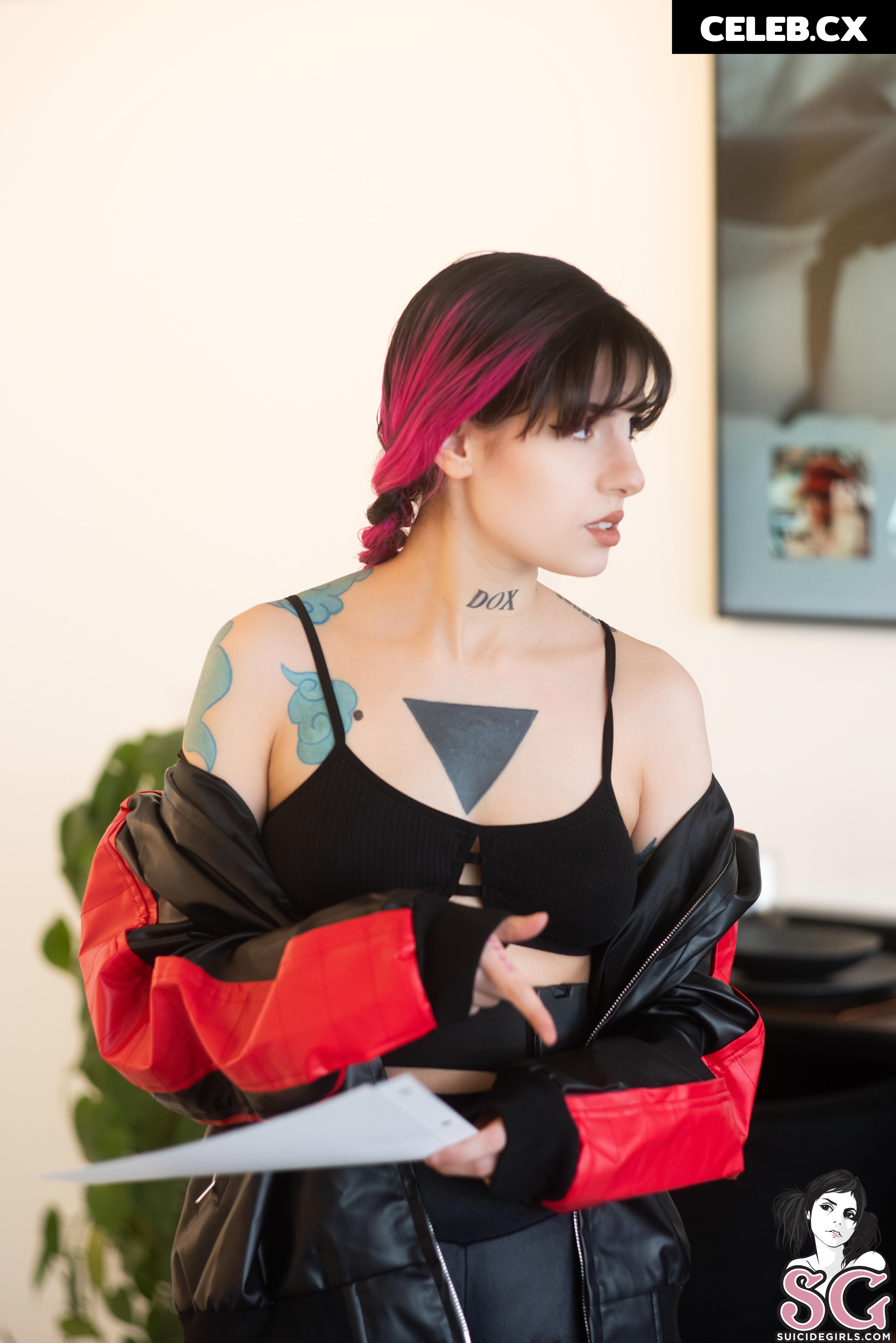 Fthemoney / Dox Image 6822623