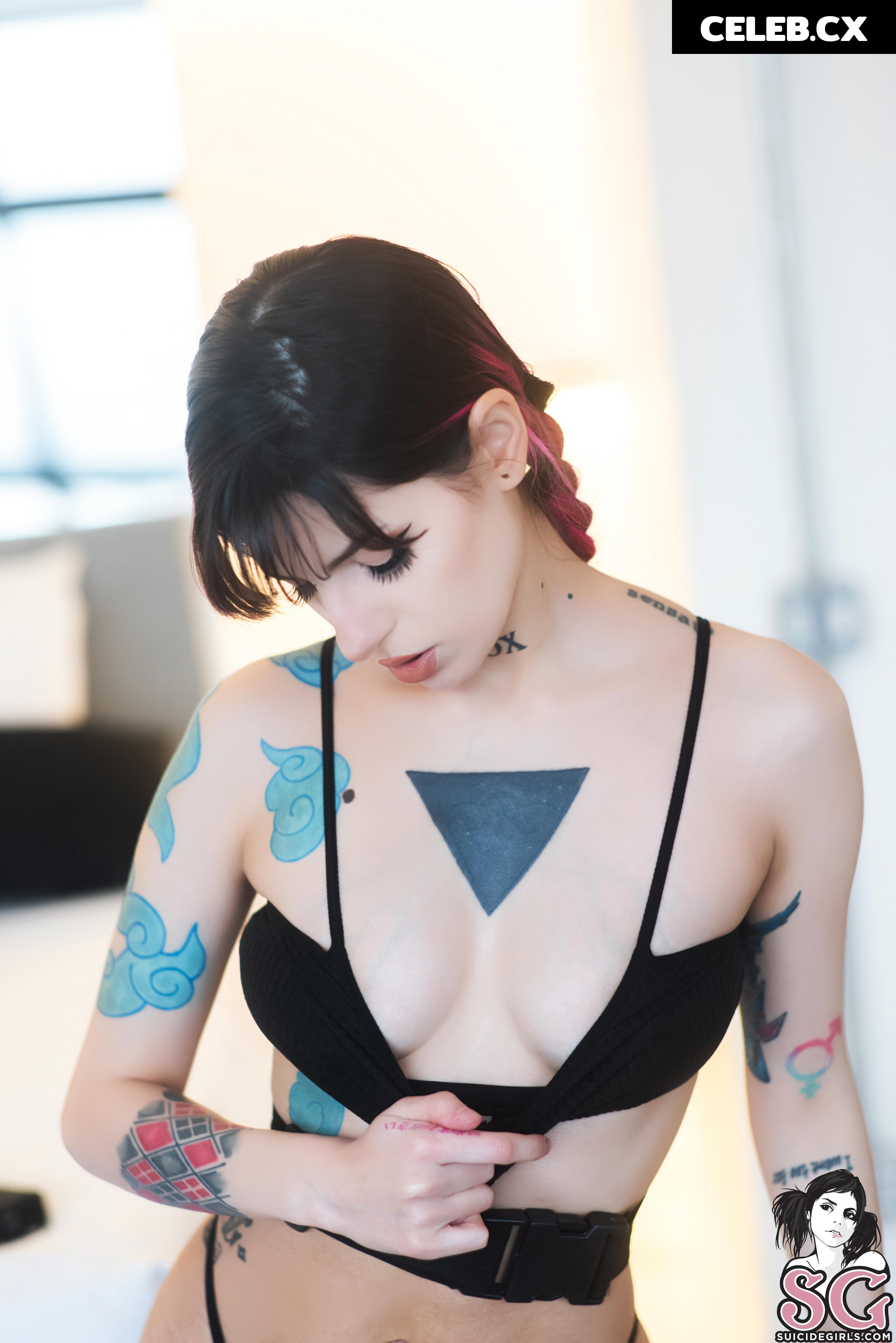 Fthemoney / Dox Image 6823056