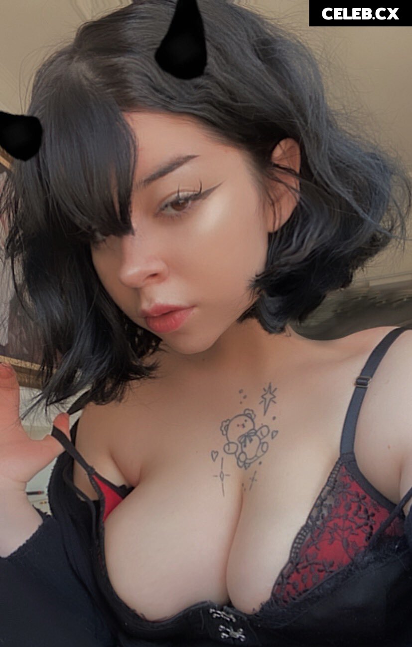 Hannah / Violety_fox Image 6812894