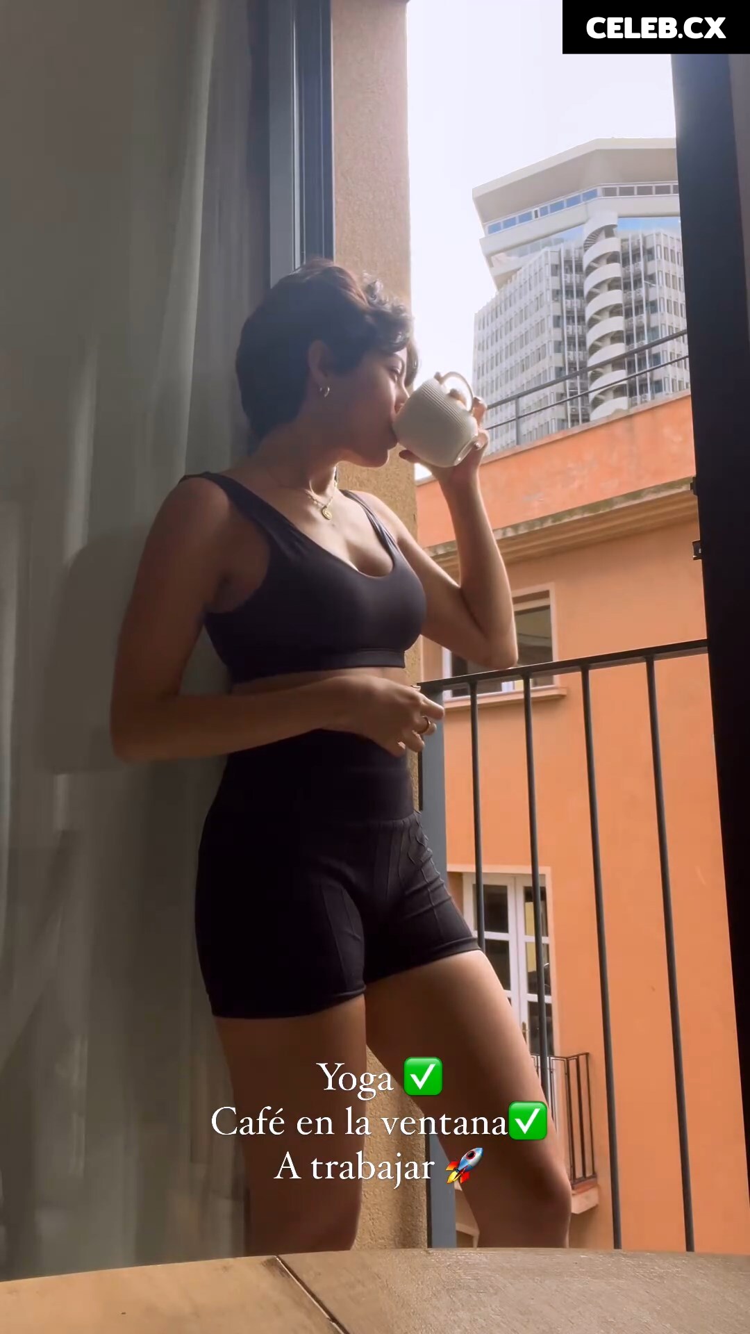 Carolina Oliveira Image 6813158