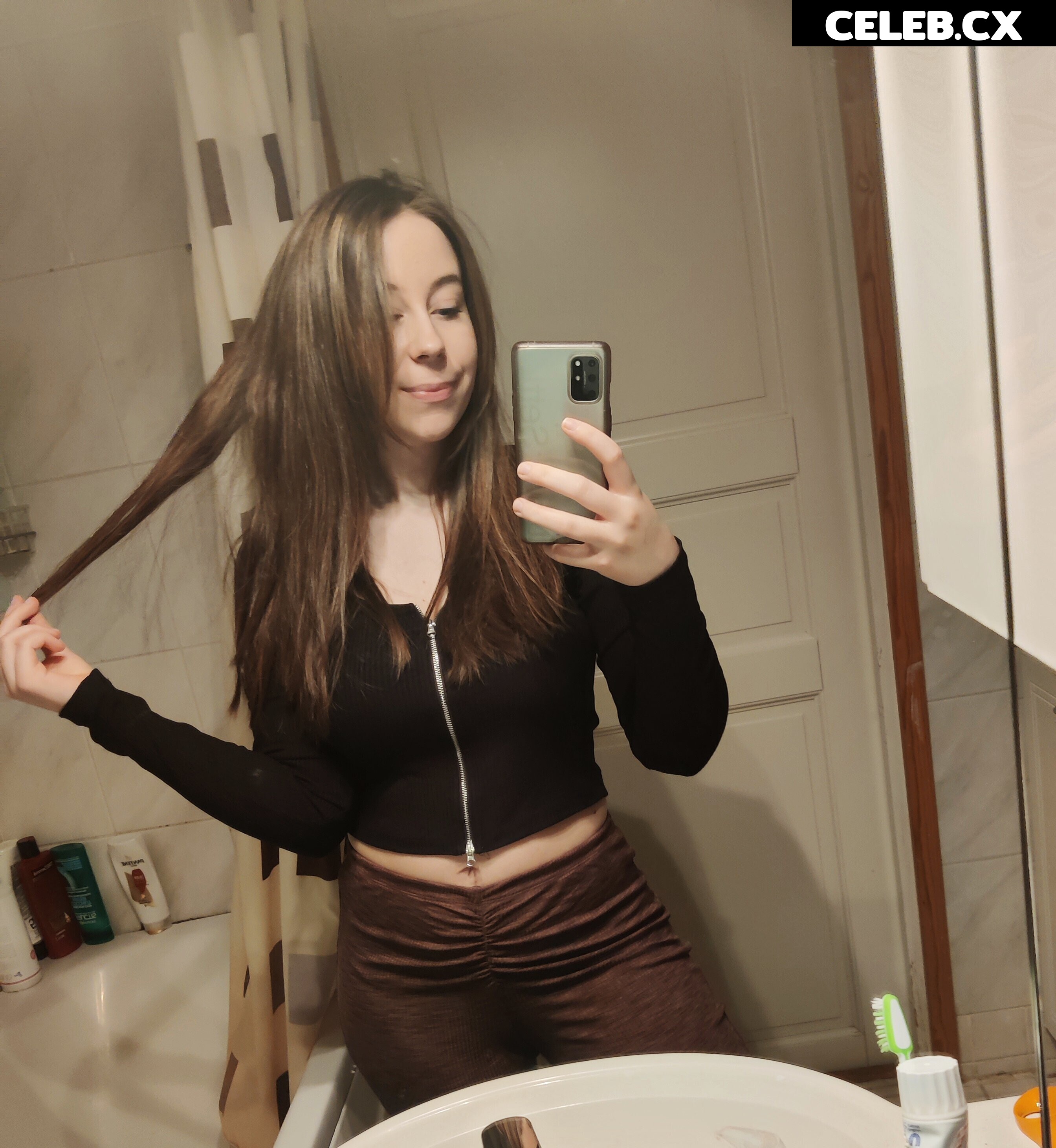 Alisa Image 6995323