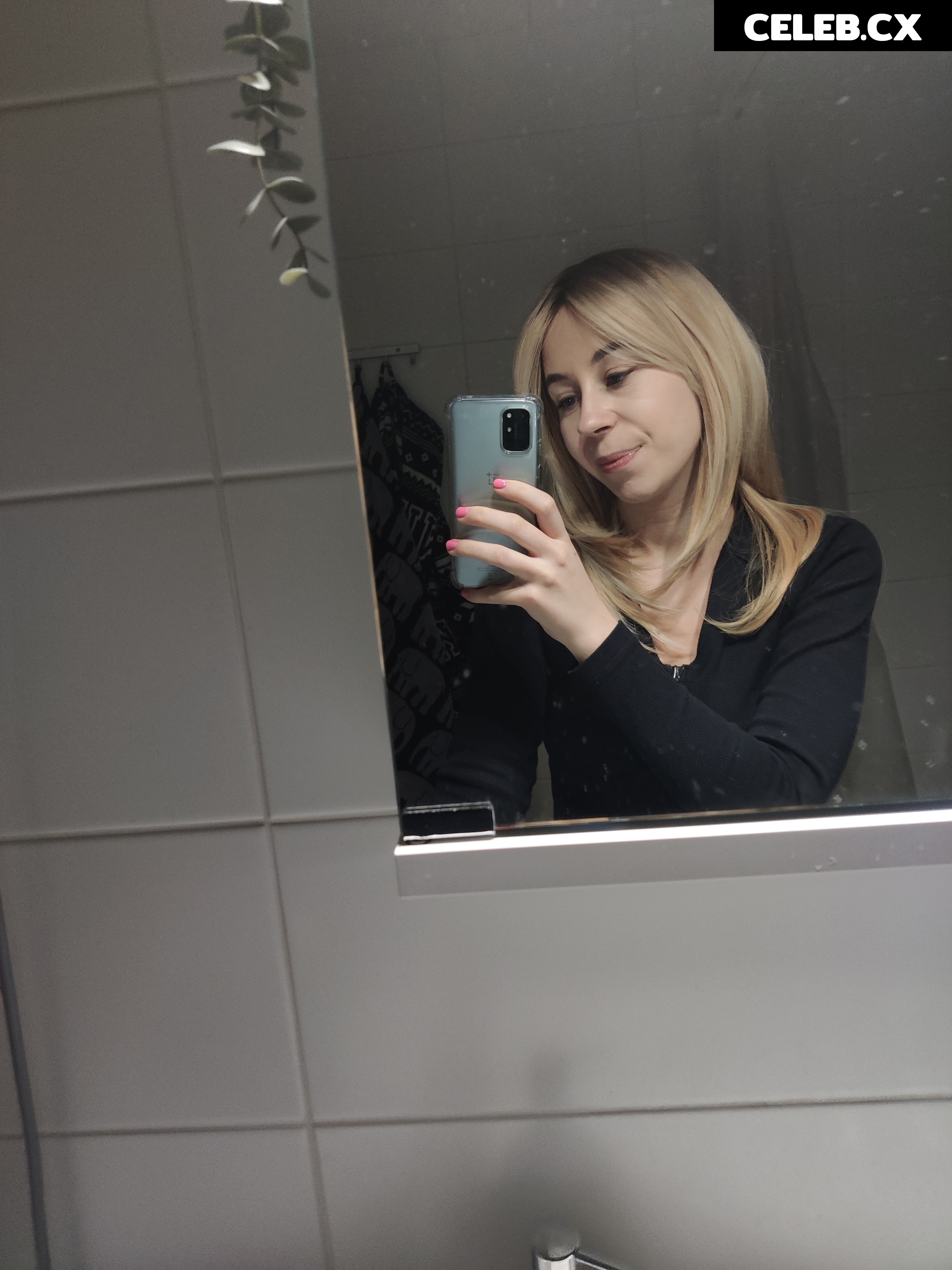 Alisa Image 6996479
