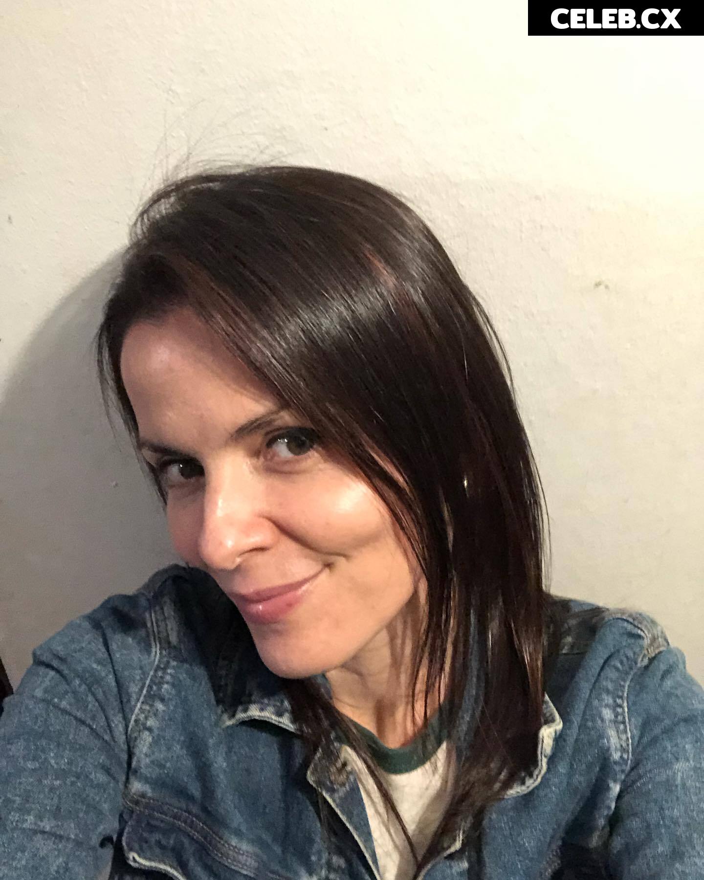 Ale Chavarria Image 6980413