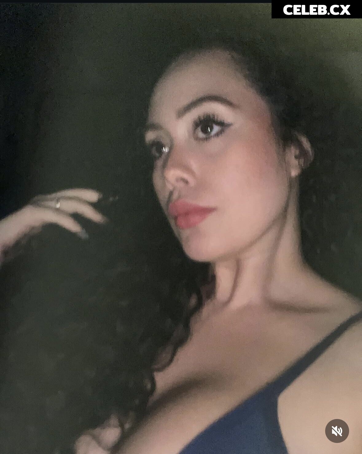 Dev Castillo / Devannye Castillo (@dev_castillo24) Image 6980406