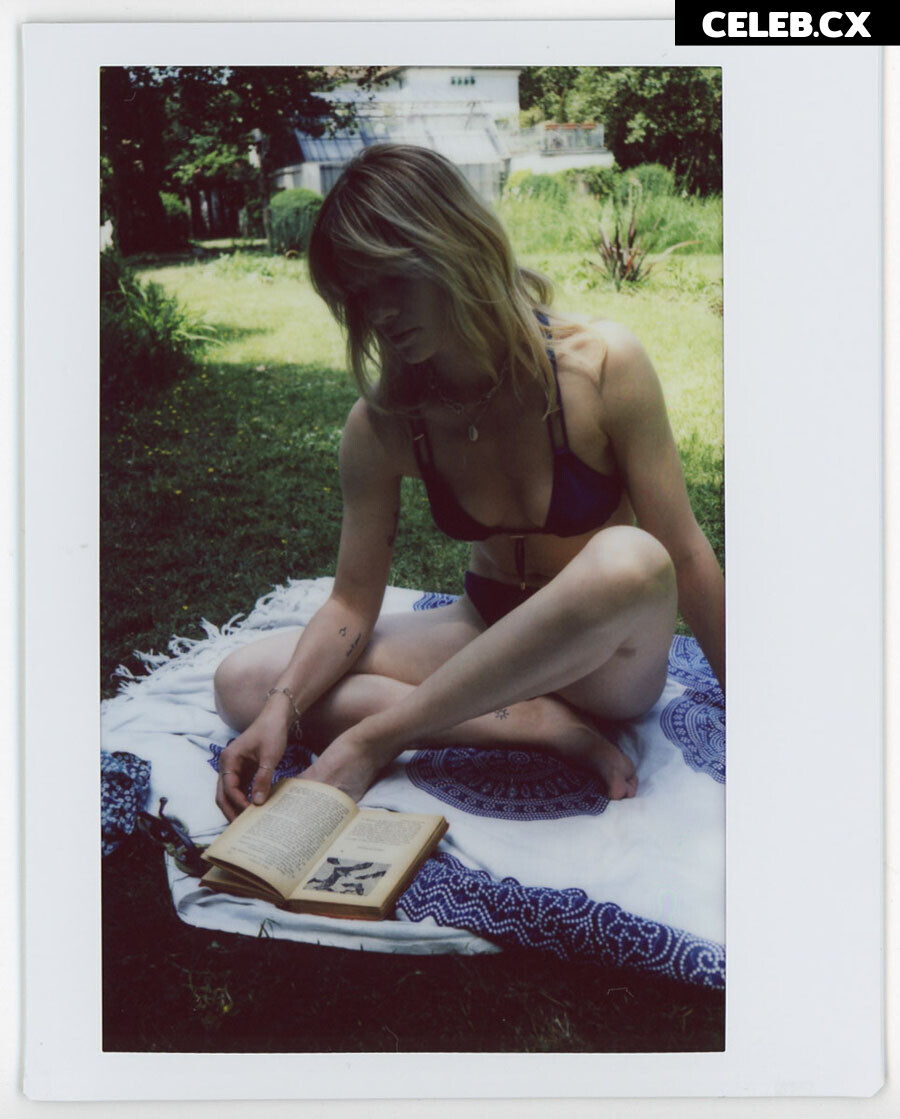 Eva Biechy Image 6988479