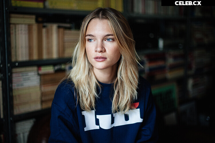 Eva Biechy Image 6988937