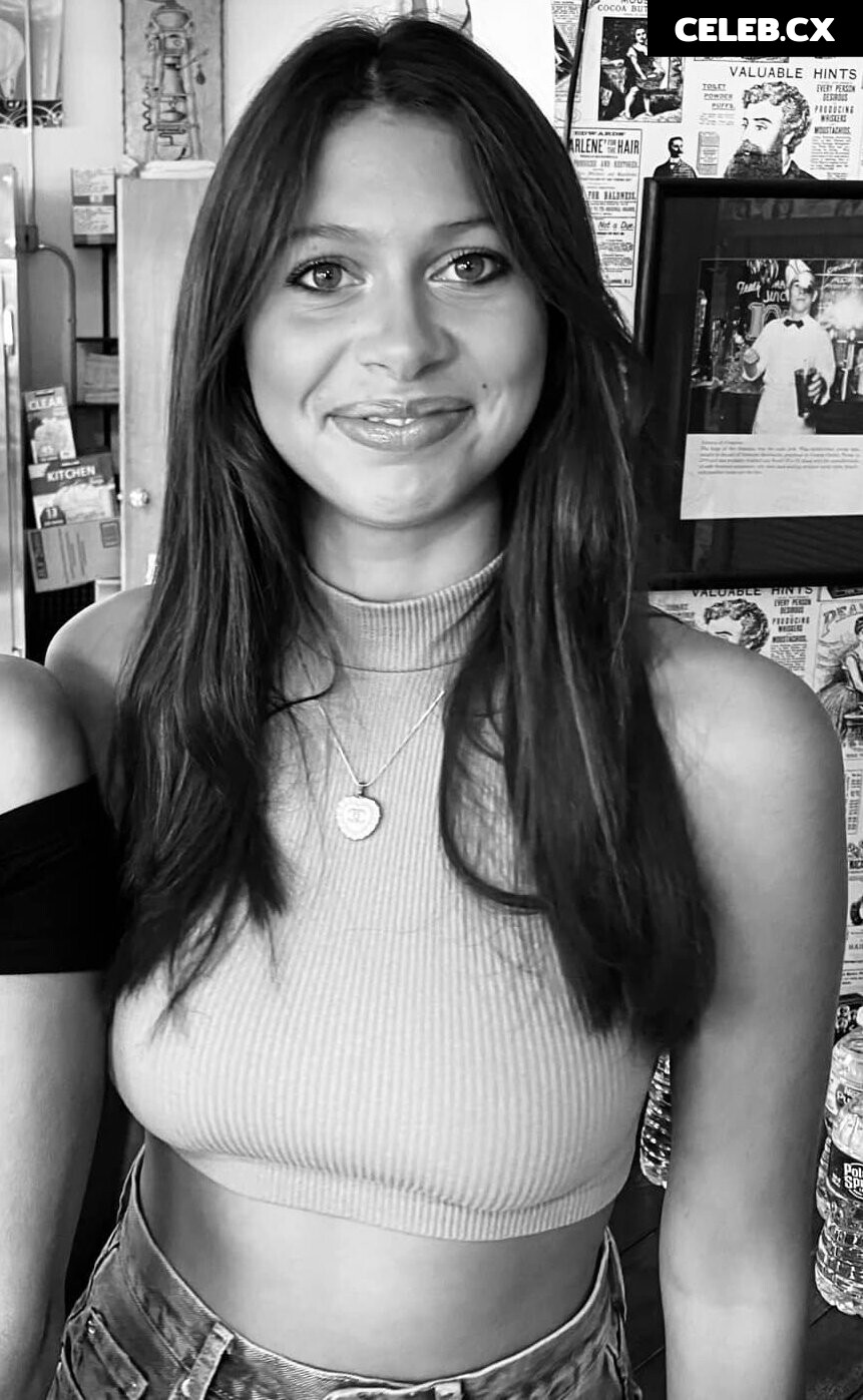 Nicolena Schoonmaker - nicolenaschoonmaker / nicolenaschoonmaker1 Image 6976513