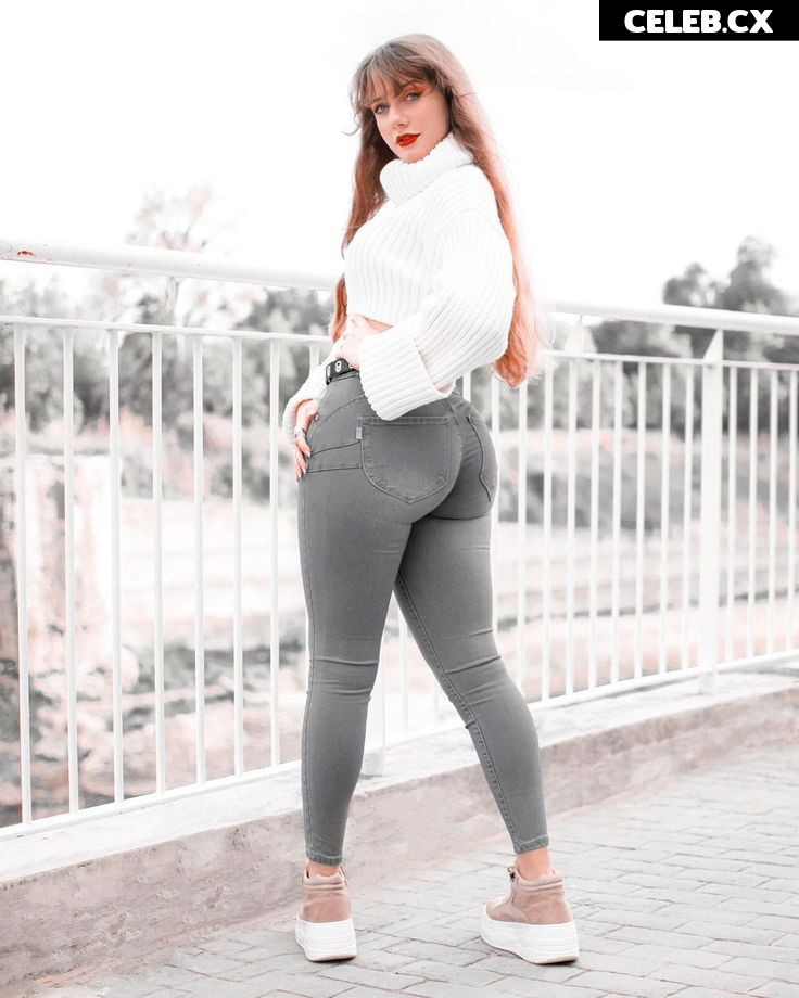 Paula Sanchiz Paulattier Image 6976177