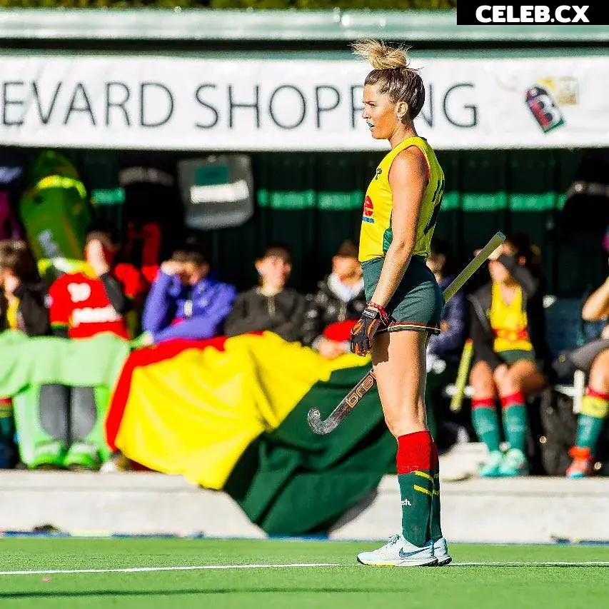 Agustina Albertario Image 6965516