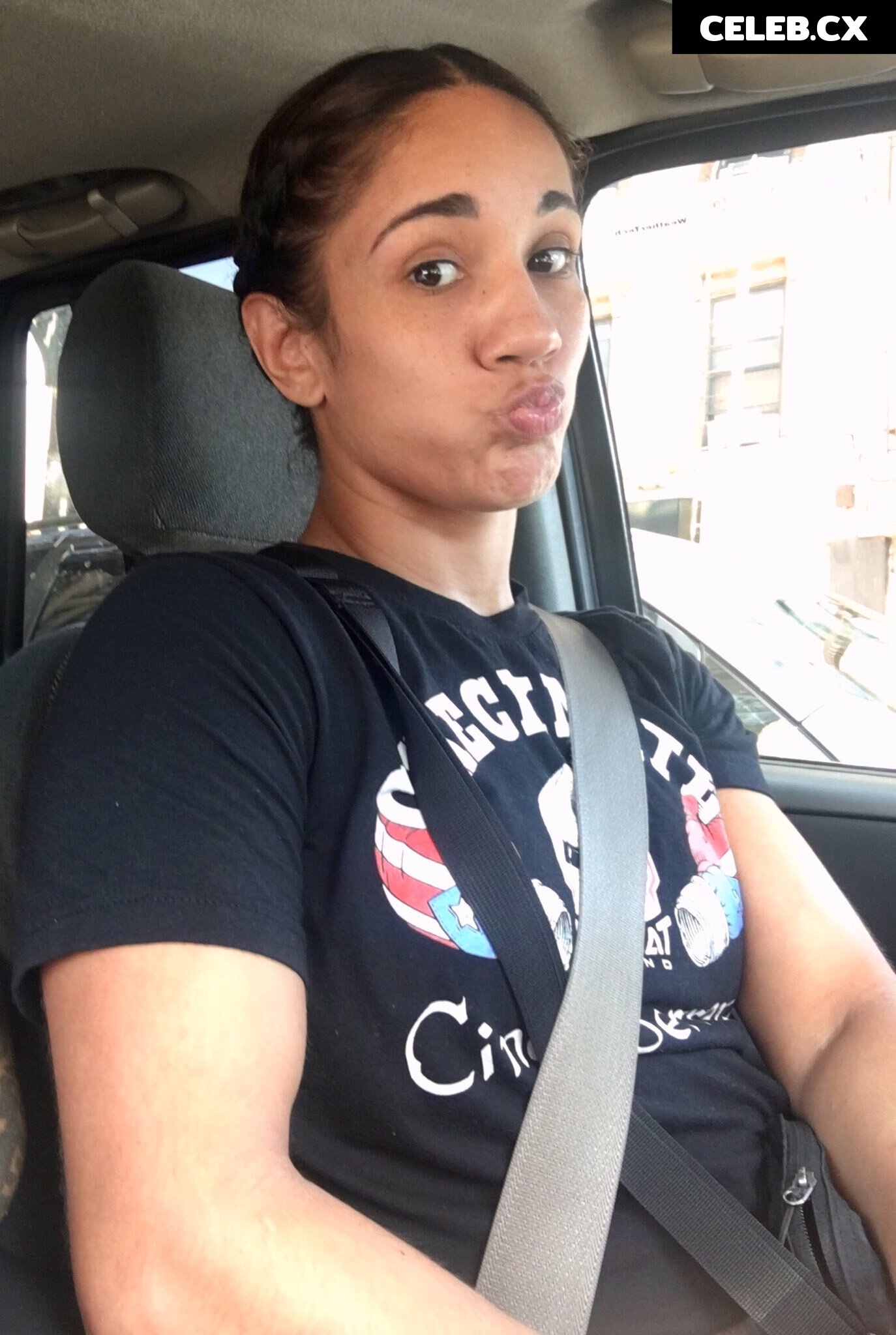 Amanda Serrano / Puerto Rican Boxer Image 6966895