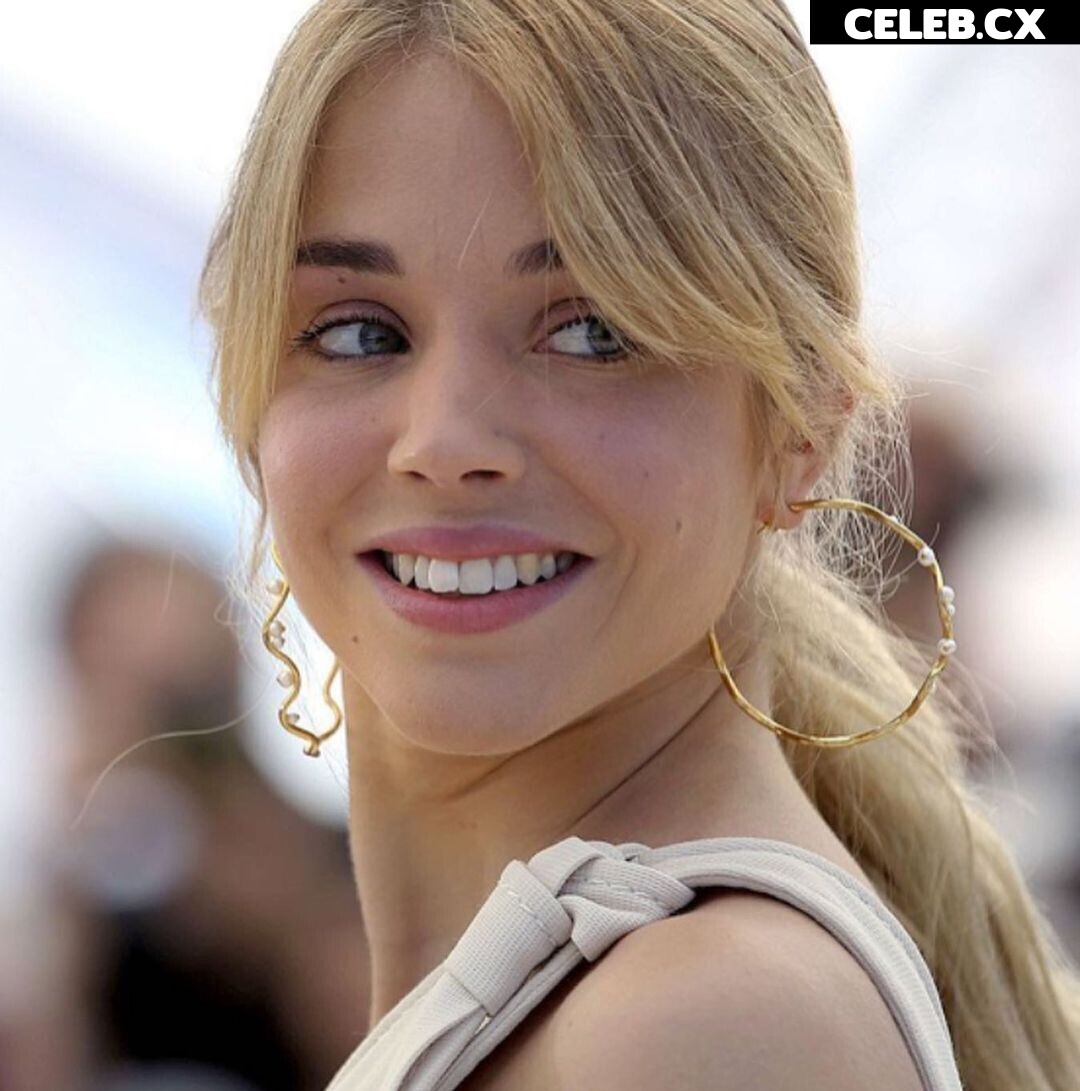 Alice Isaaz Image 6964613