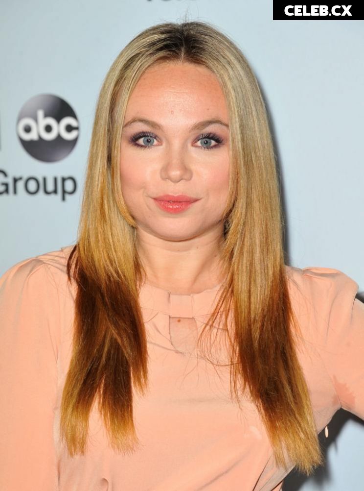 Amanda Fuller Image 6961643