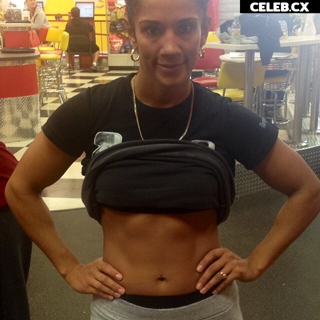 Amanda Serrano / Puerto Rican Boxer Image 6962887