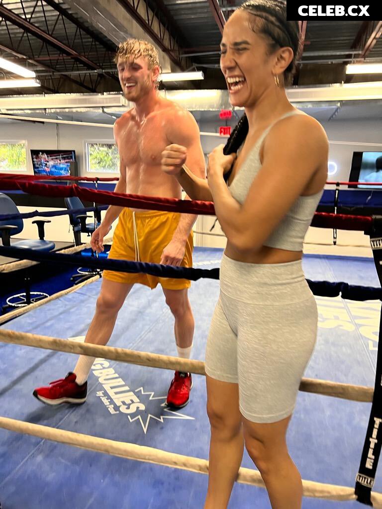 Amanda Serrano / Puerto Rican Boxer Image 6963734