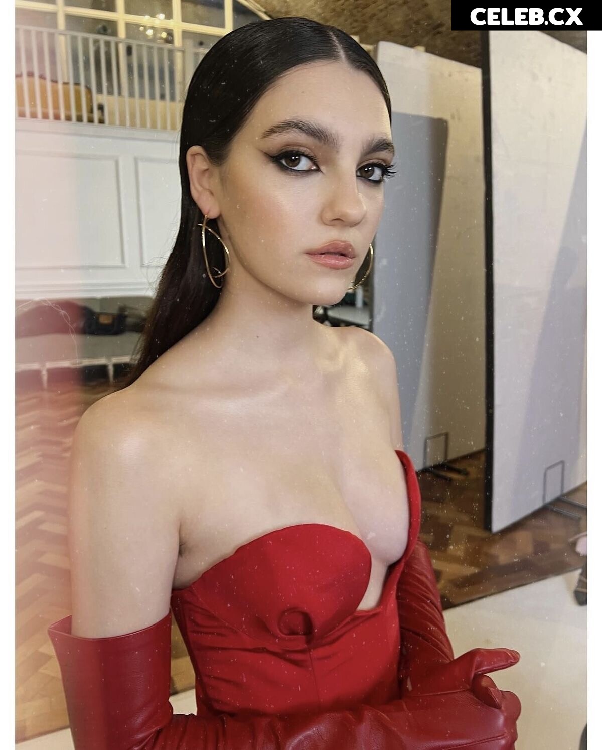 Emily Carey Image 6963260