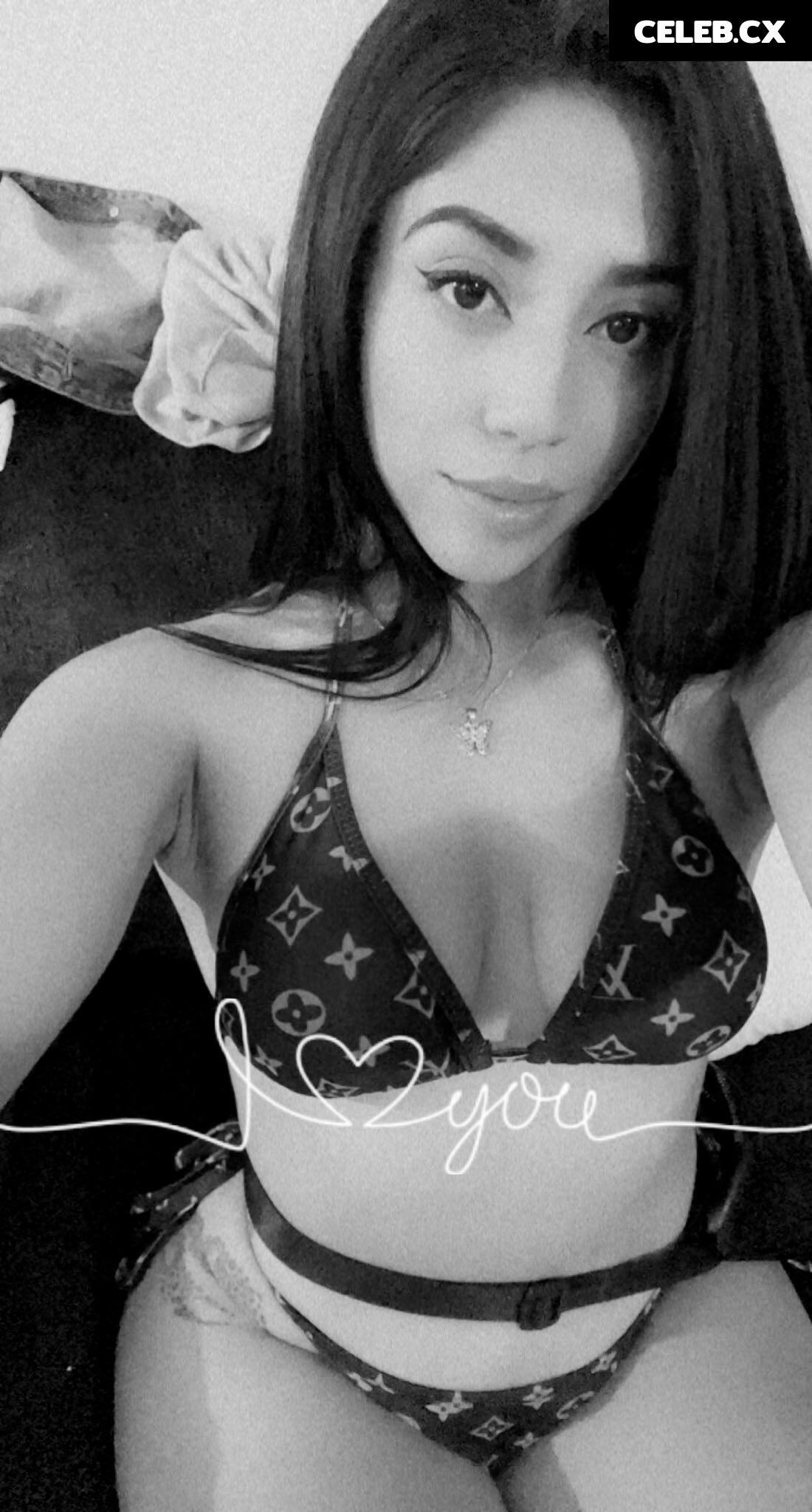 claudiaax0__ Image 6969444