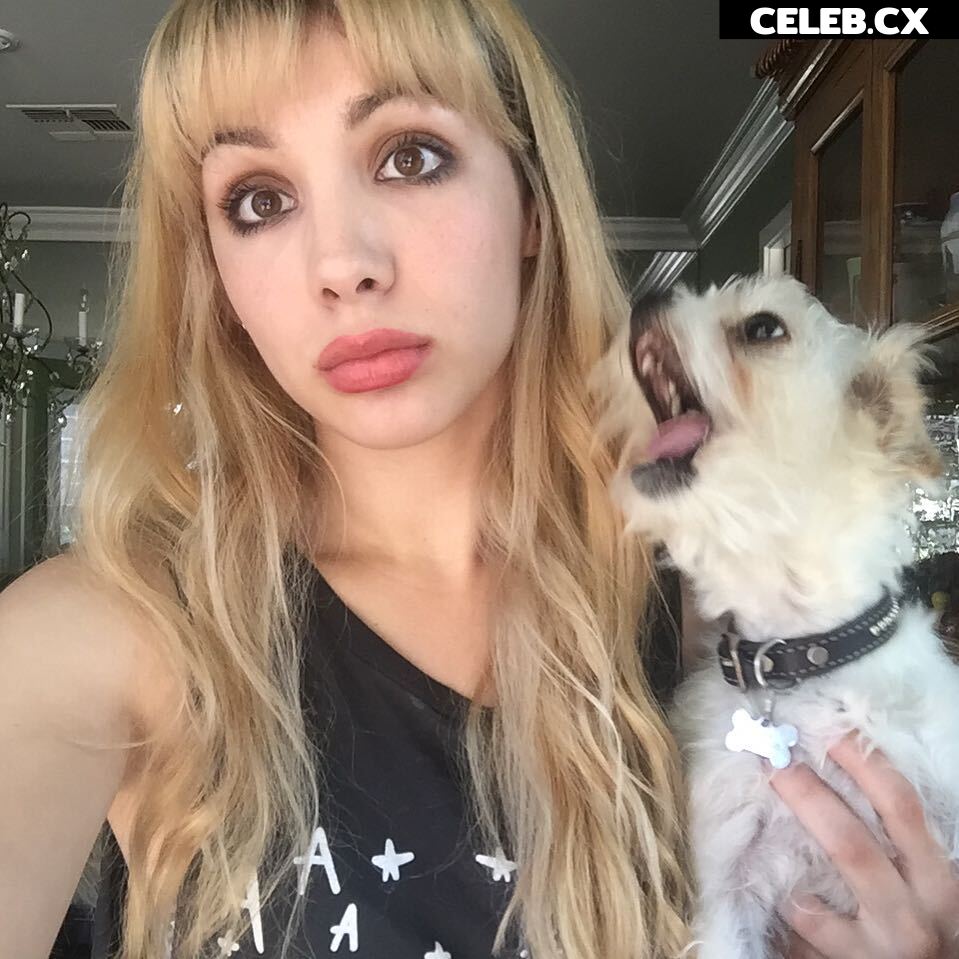 Hannah Marks Image 6472613