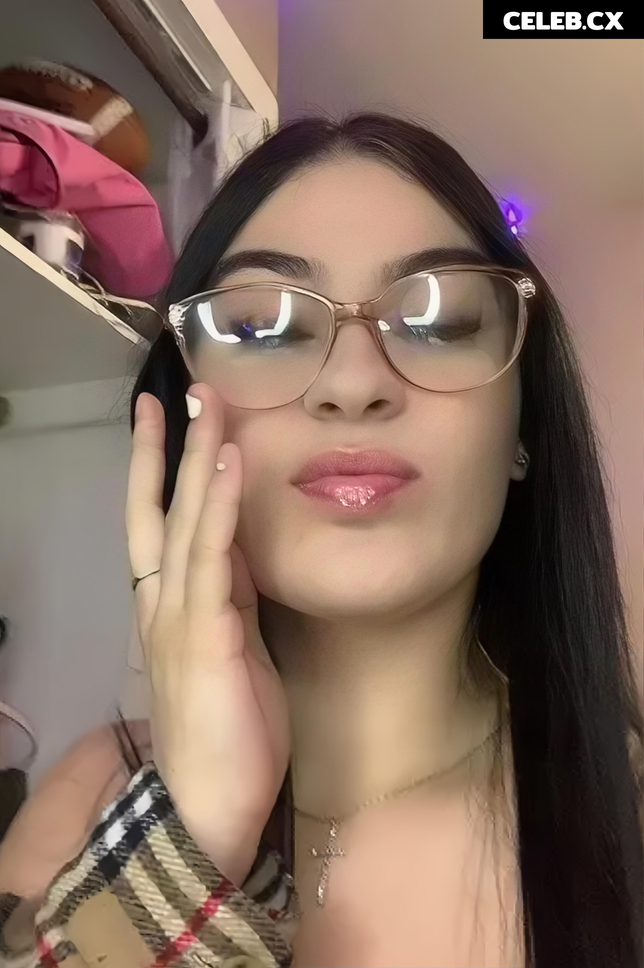Nia Image 6463500