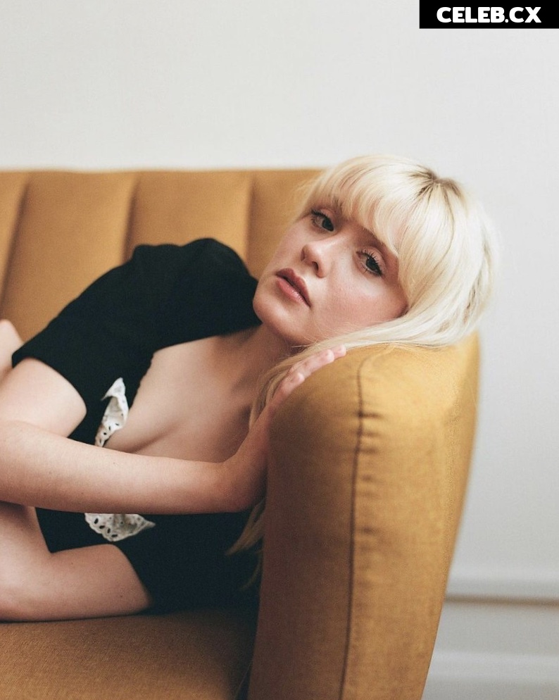 Maisie Peters Image 6598113